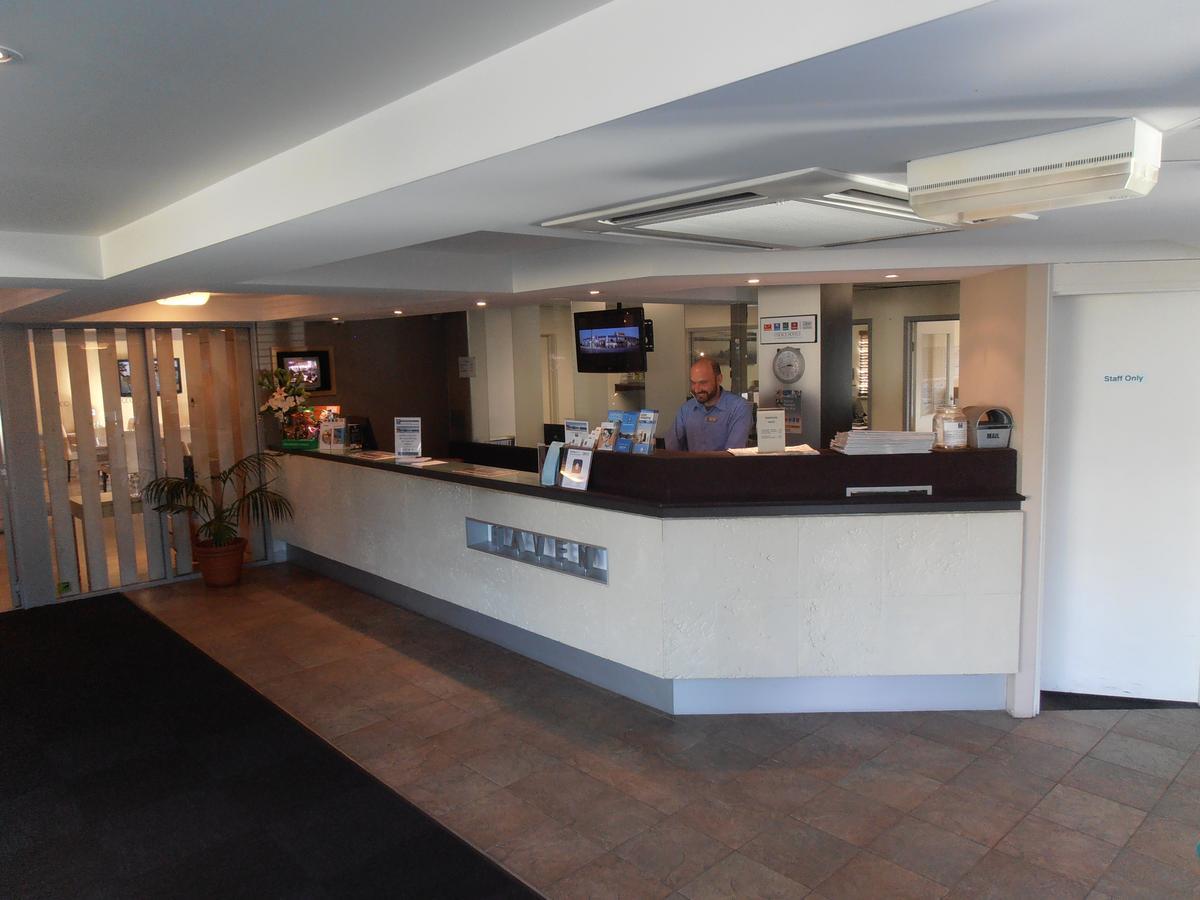 Vista Lobby Haven Marina