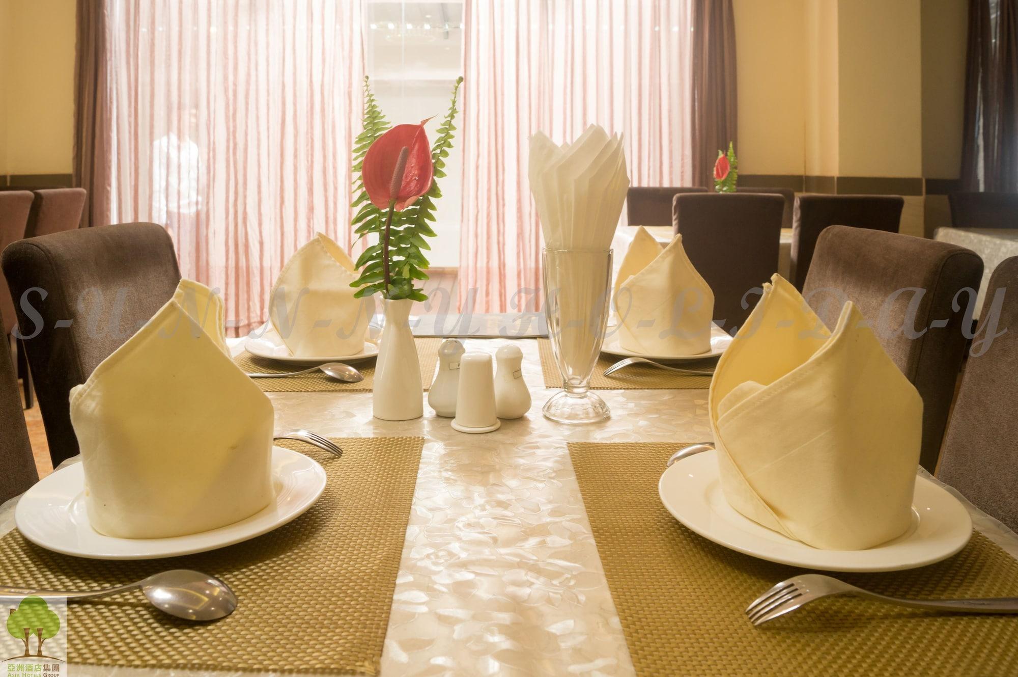 Restaurant Sunny Holiday Hotel