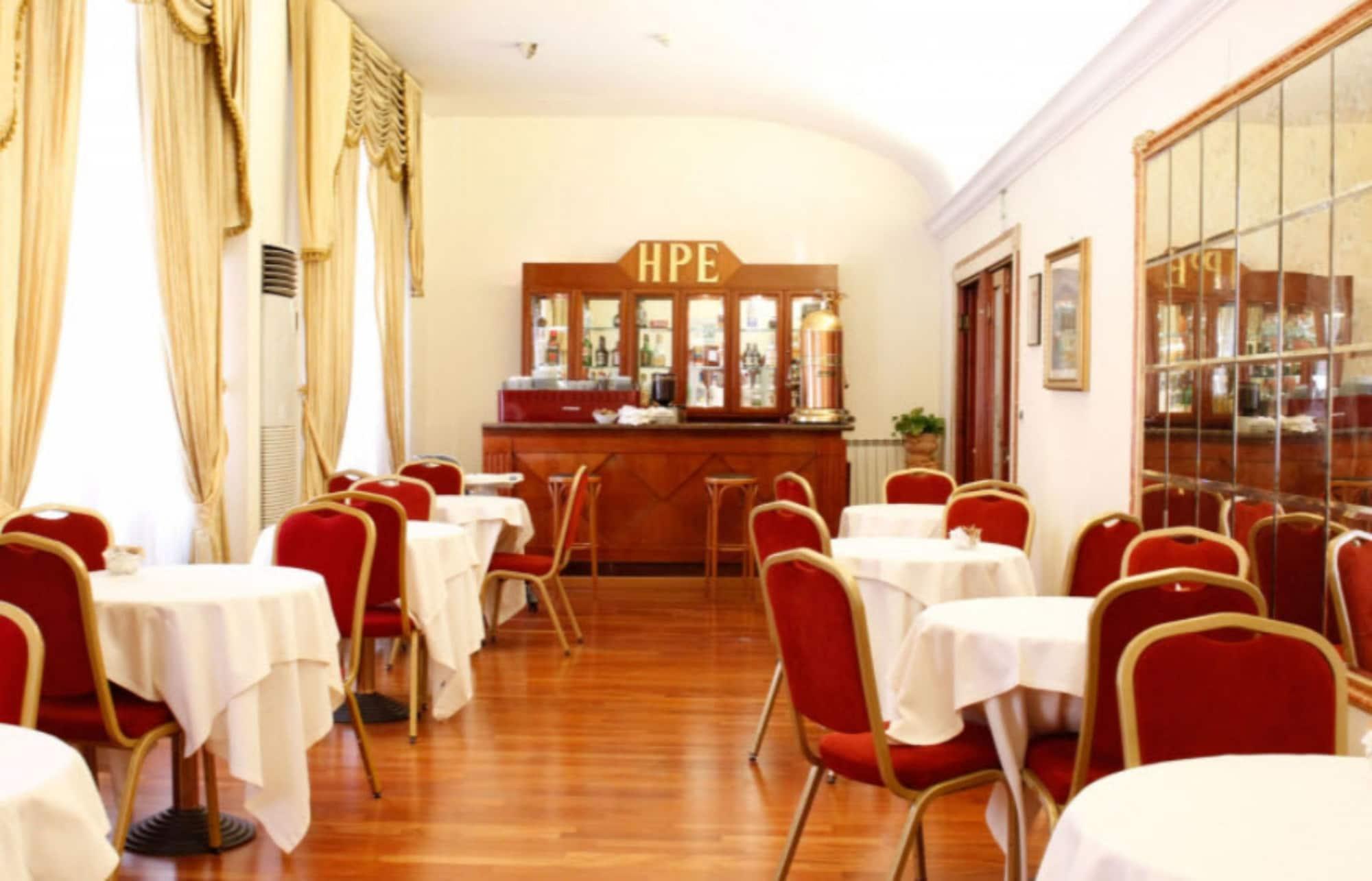 Salón de Baile Pace Helvezia