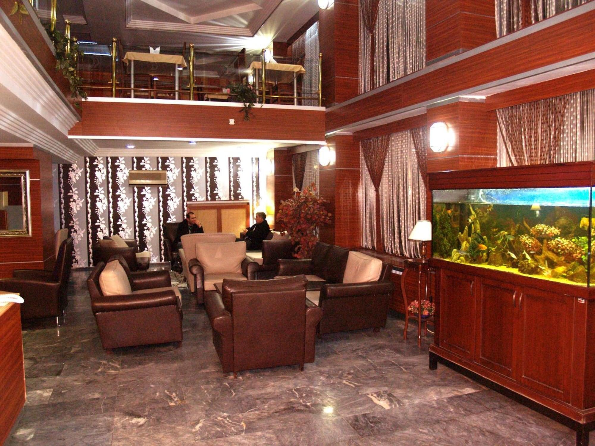 Vista Lobby Grand Hotel Duman