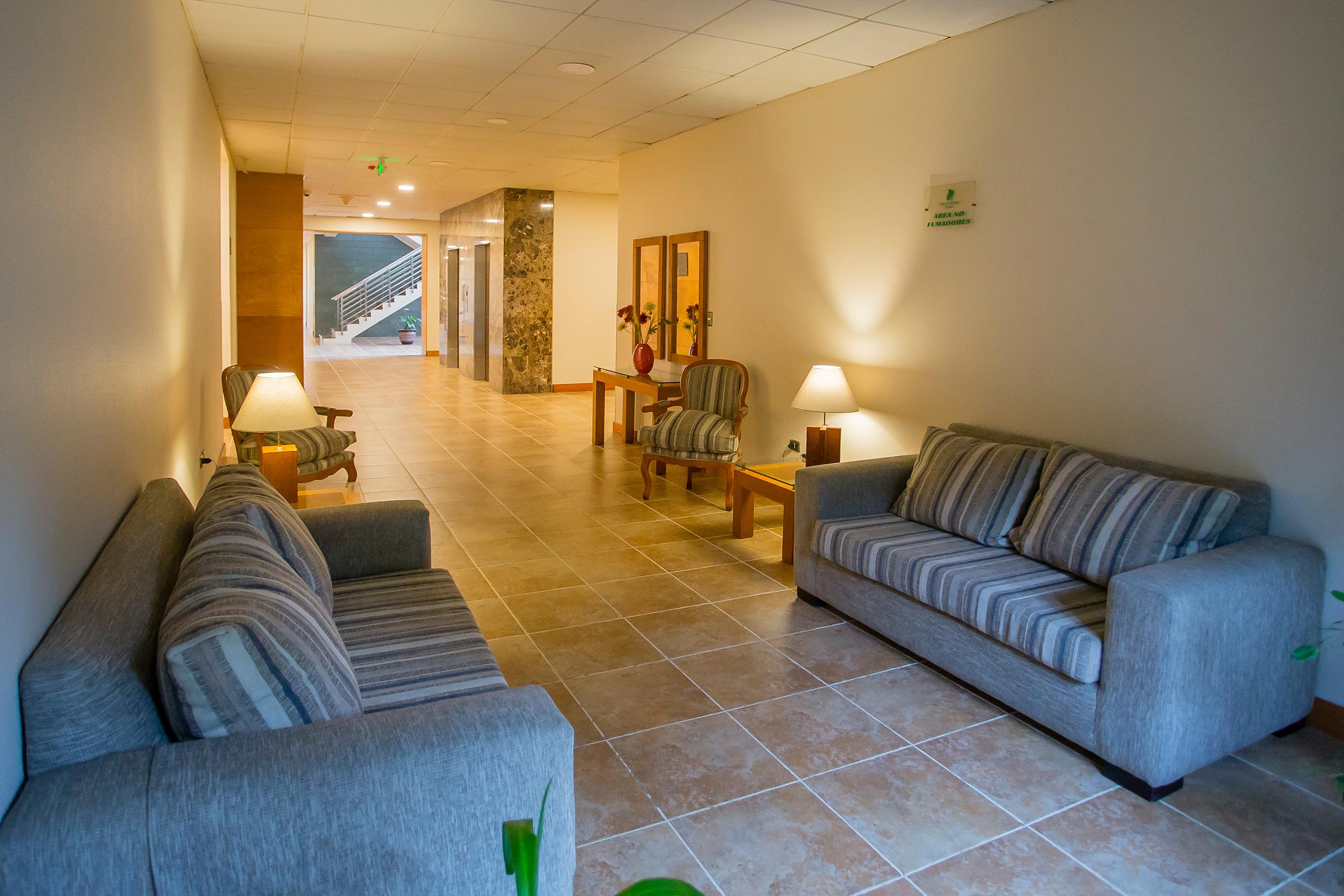 Vista Lobby Hotel Diego De Almagro Puerto Montt