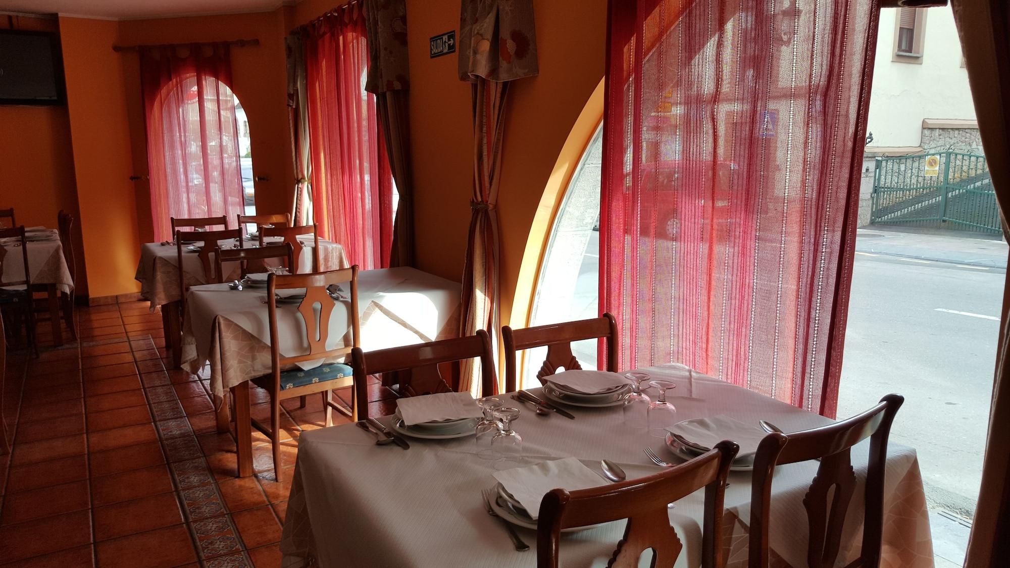 Restaurant Hotel Los Acebos Cangas