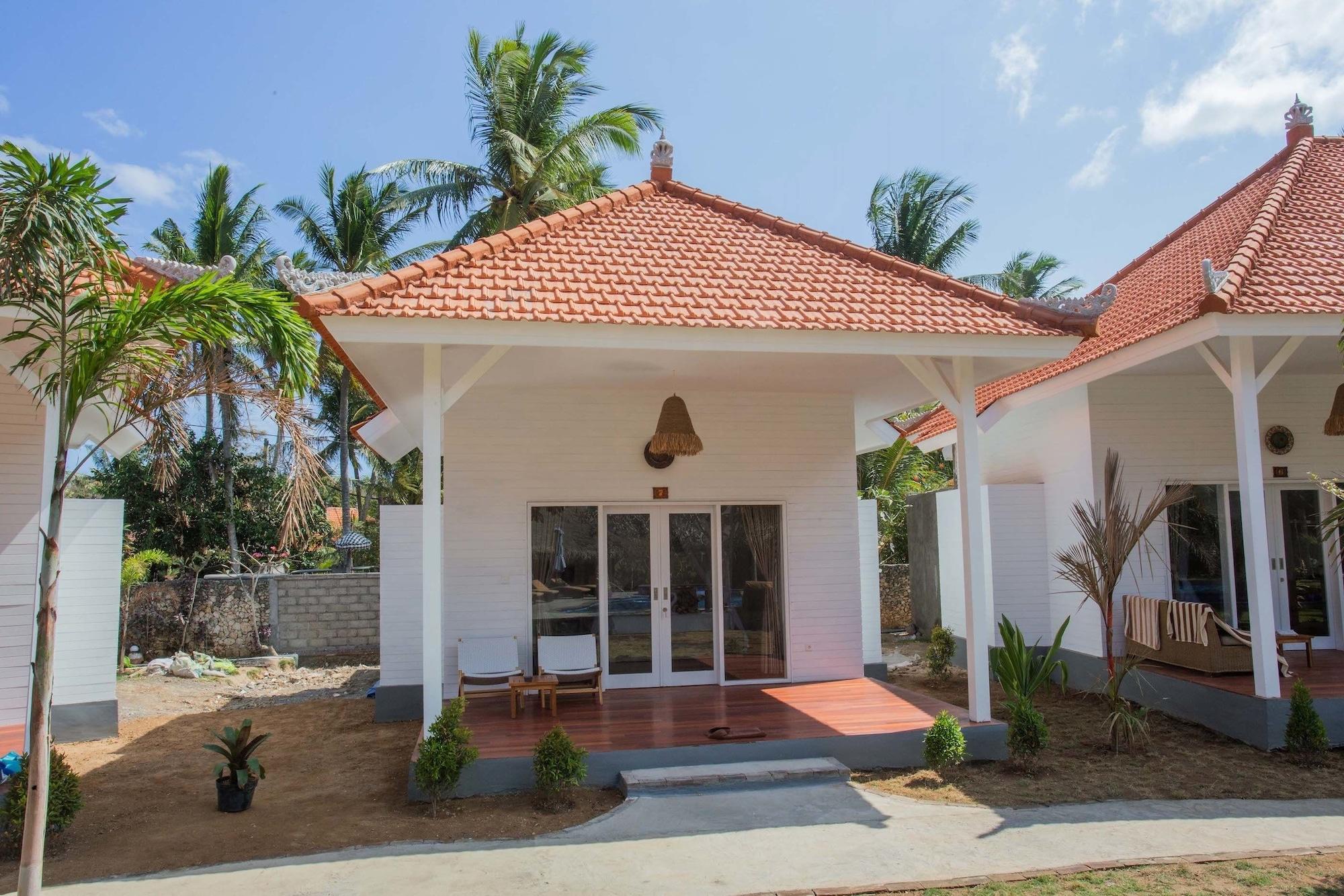 Vista Exterior Sanghyang Bay Villas