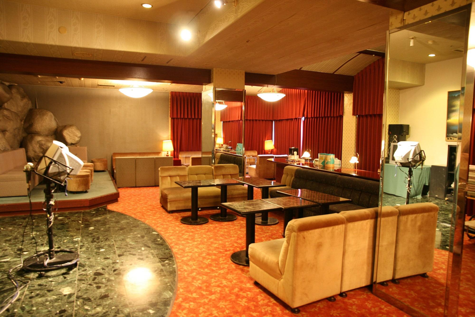 Instalaciones Recreativas Hyoe Koyokaku