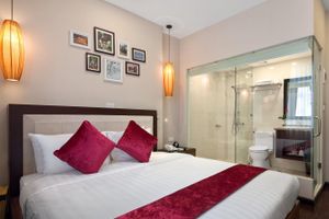 Alojamiento - Golden Moon Suite Hotel