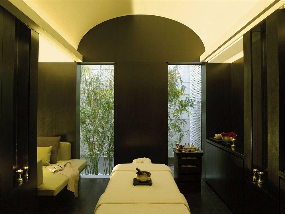 Spa The Lodhi