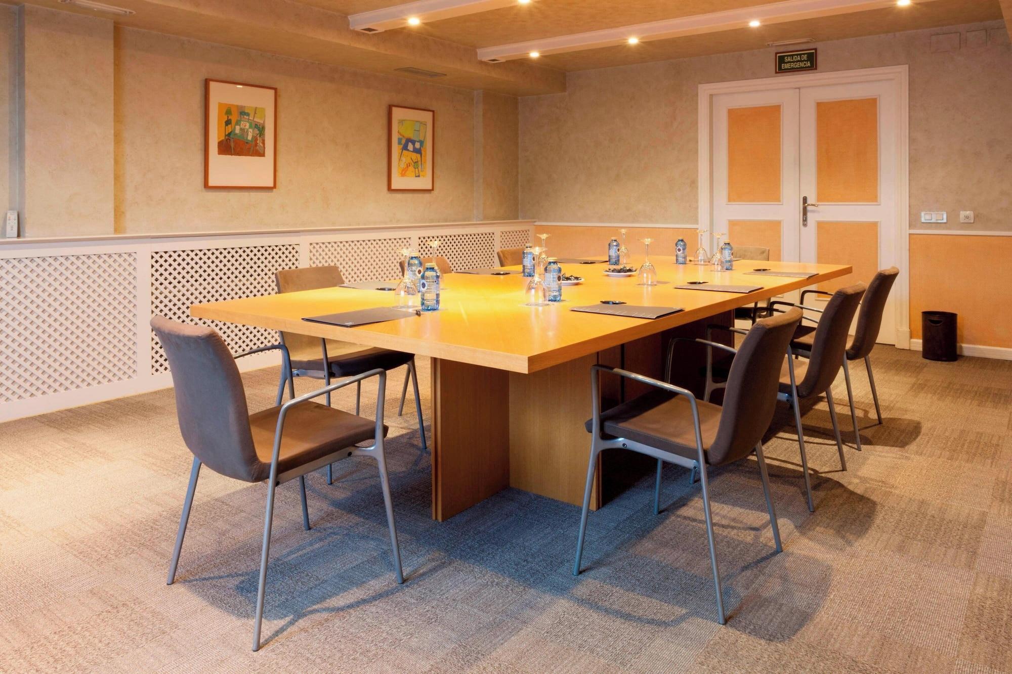 Sala de Reuniones AC Hotel Ciudad de Toledo by Marriott