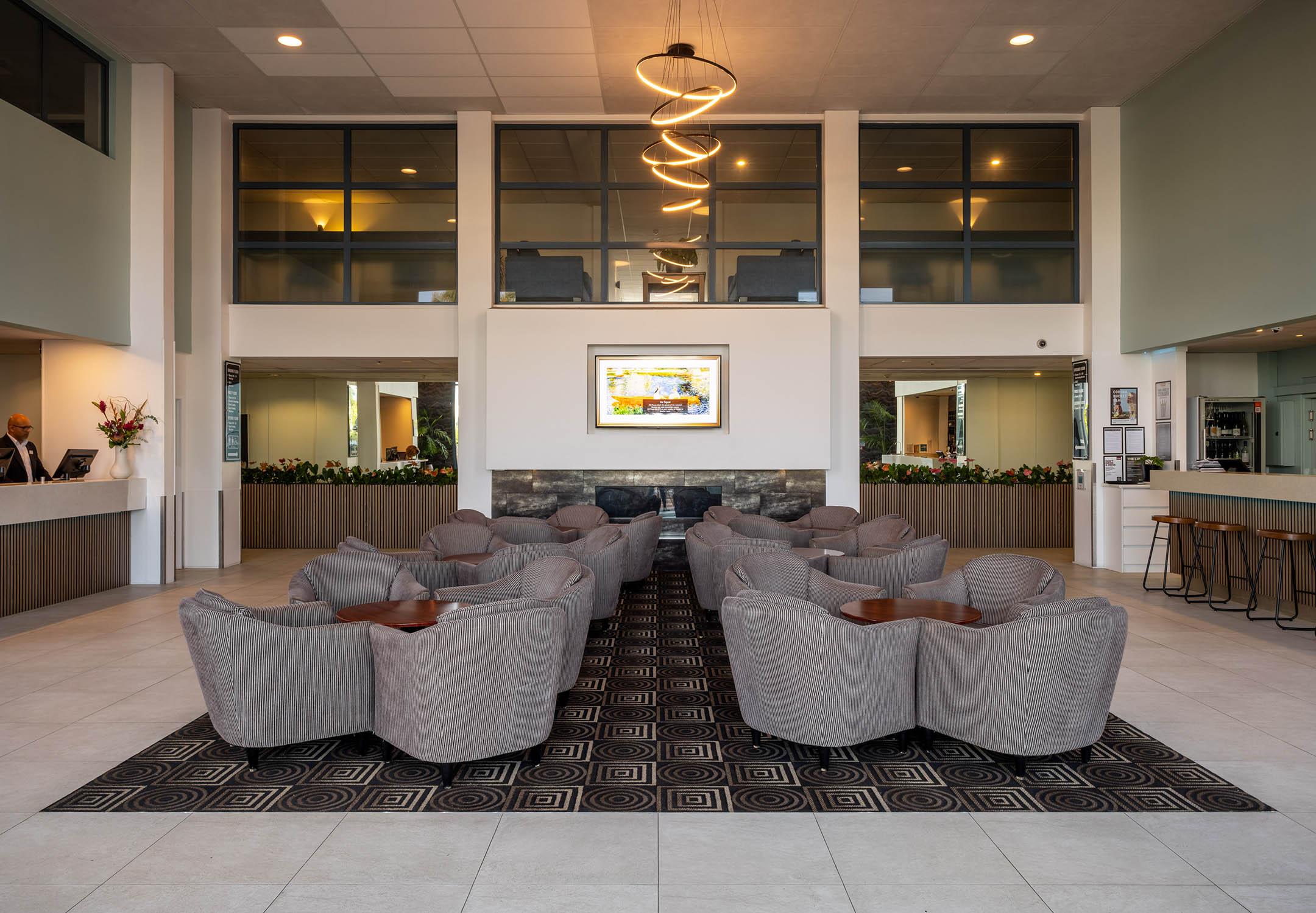 Vista Lobby Heartland Hotel Auckland Airport