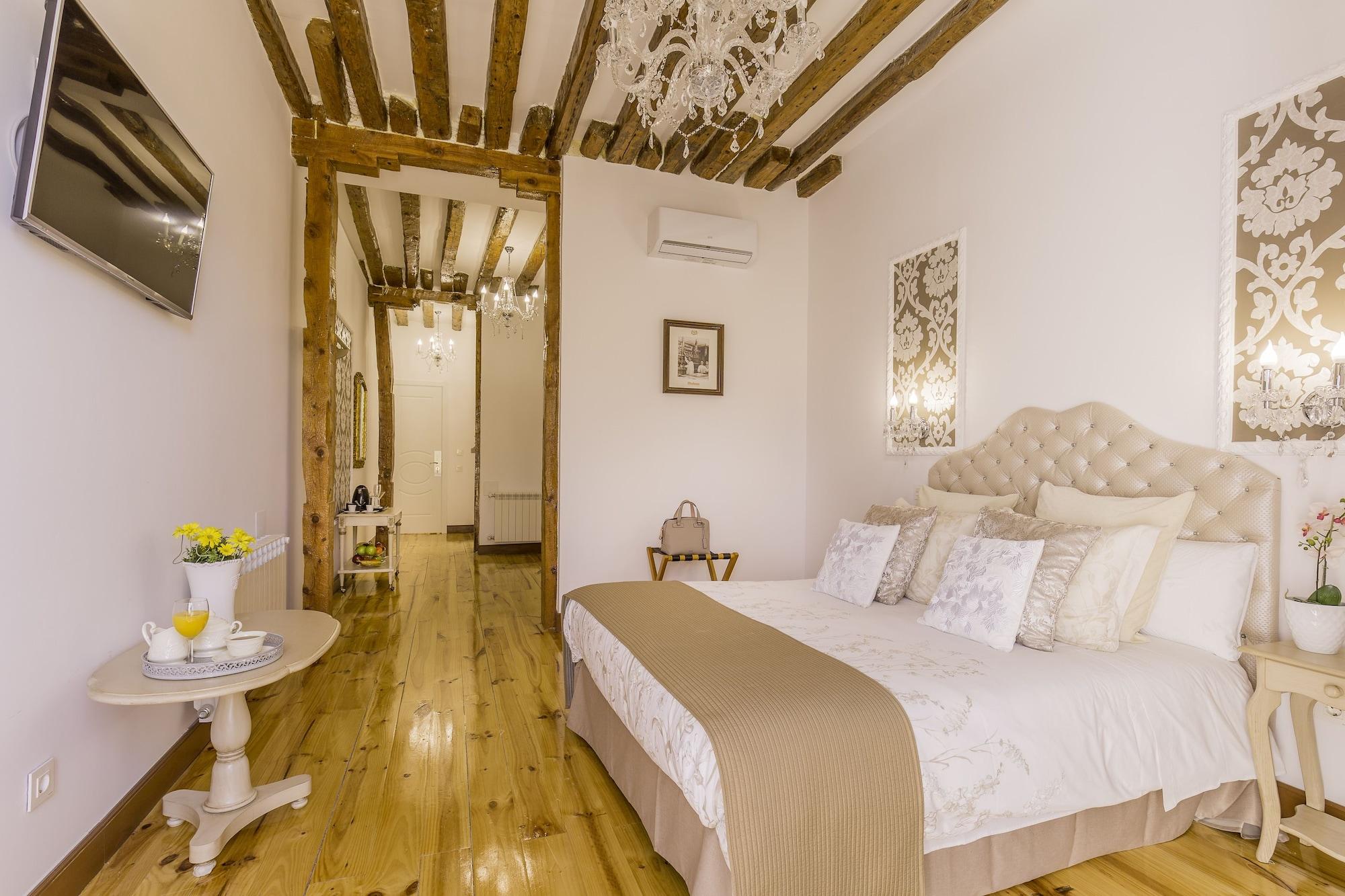 Habitación Oriente Palace Apartments