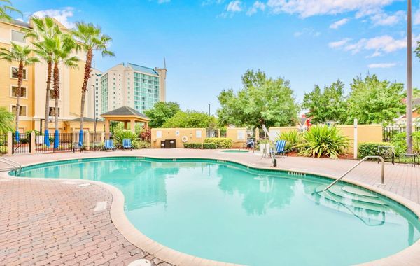 Newly Renovated Suite With Hot Tub and Pool - Hoteles cerca de Universal Studios en Orlando
