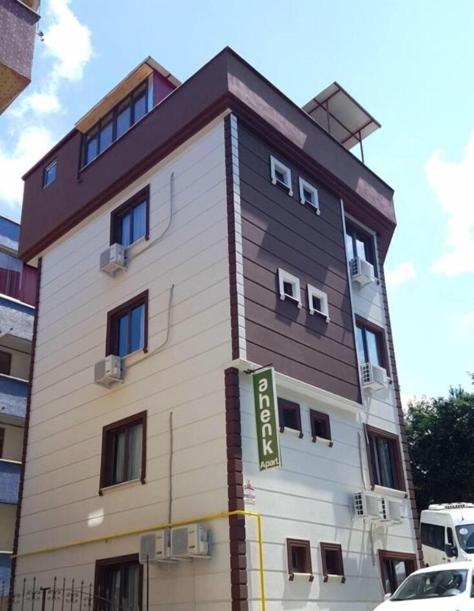Varios Ahenk Apartment
