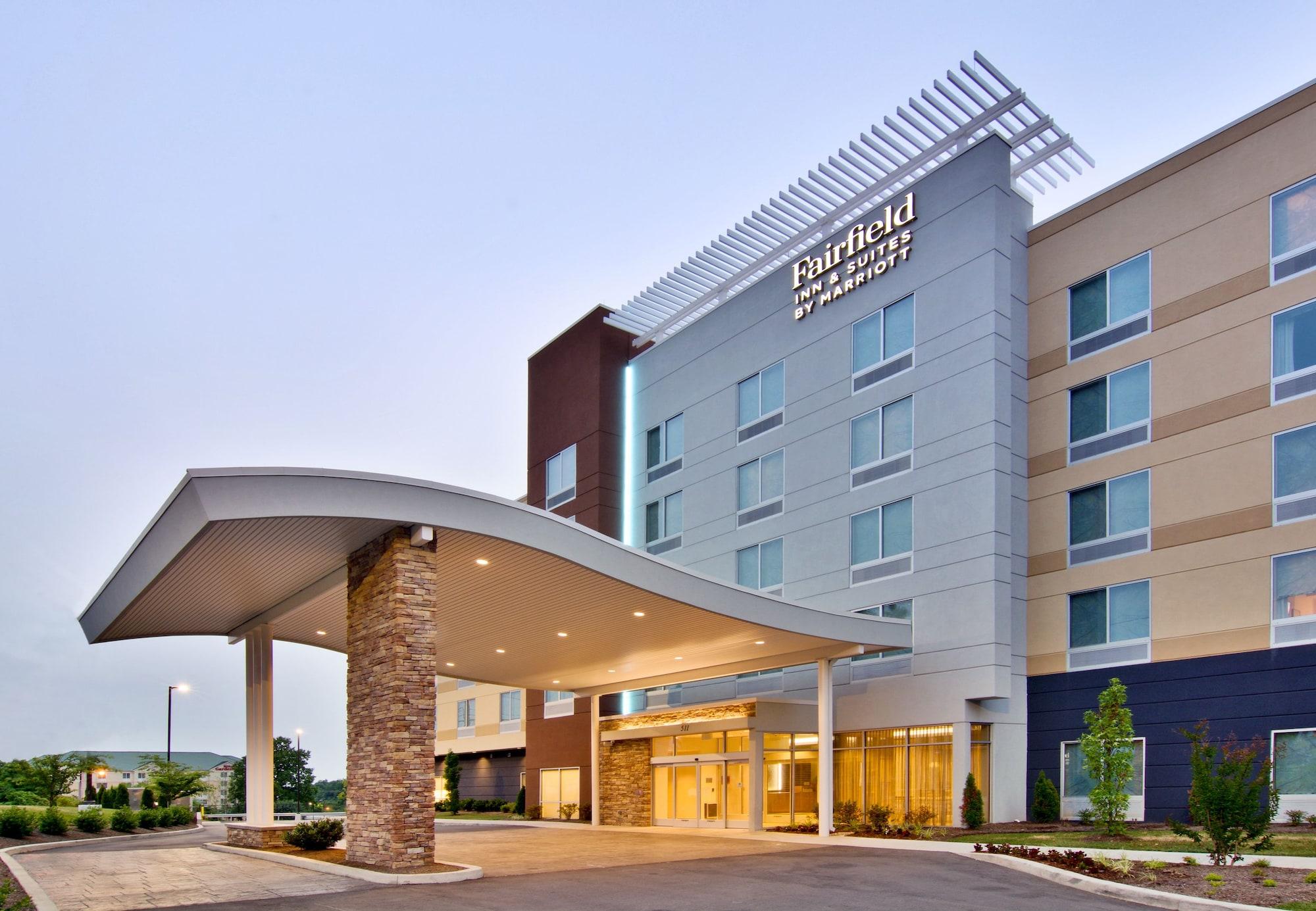 Vista Exterior Fairfield Inn & Suites by Marriott Nashville Airport