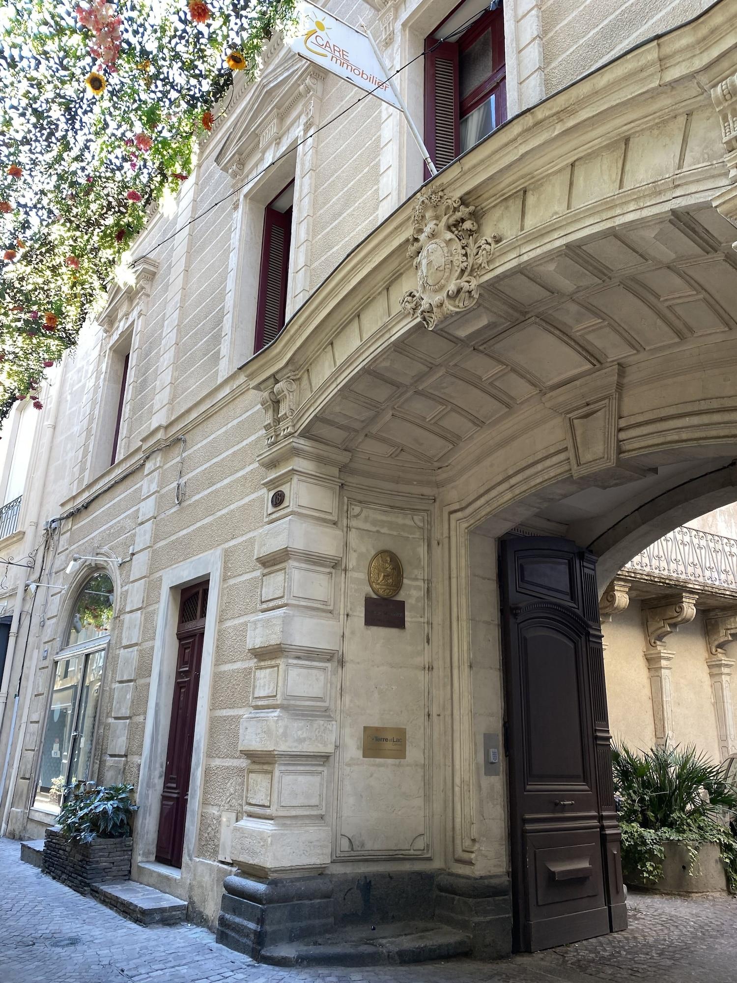 Vista Exterior Villa Rosa Béziers