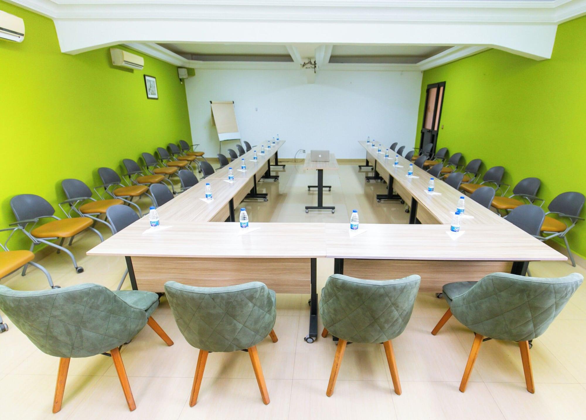 Sala de Reuniones Wakola business hotels