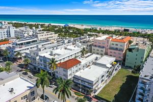 Alojamiento - Chesterfield Hotel & Suites