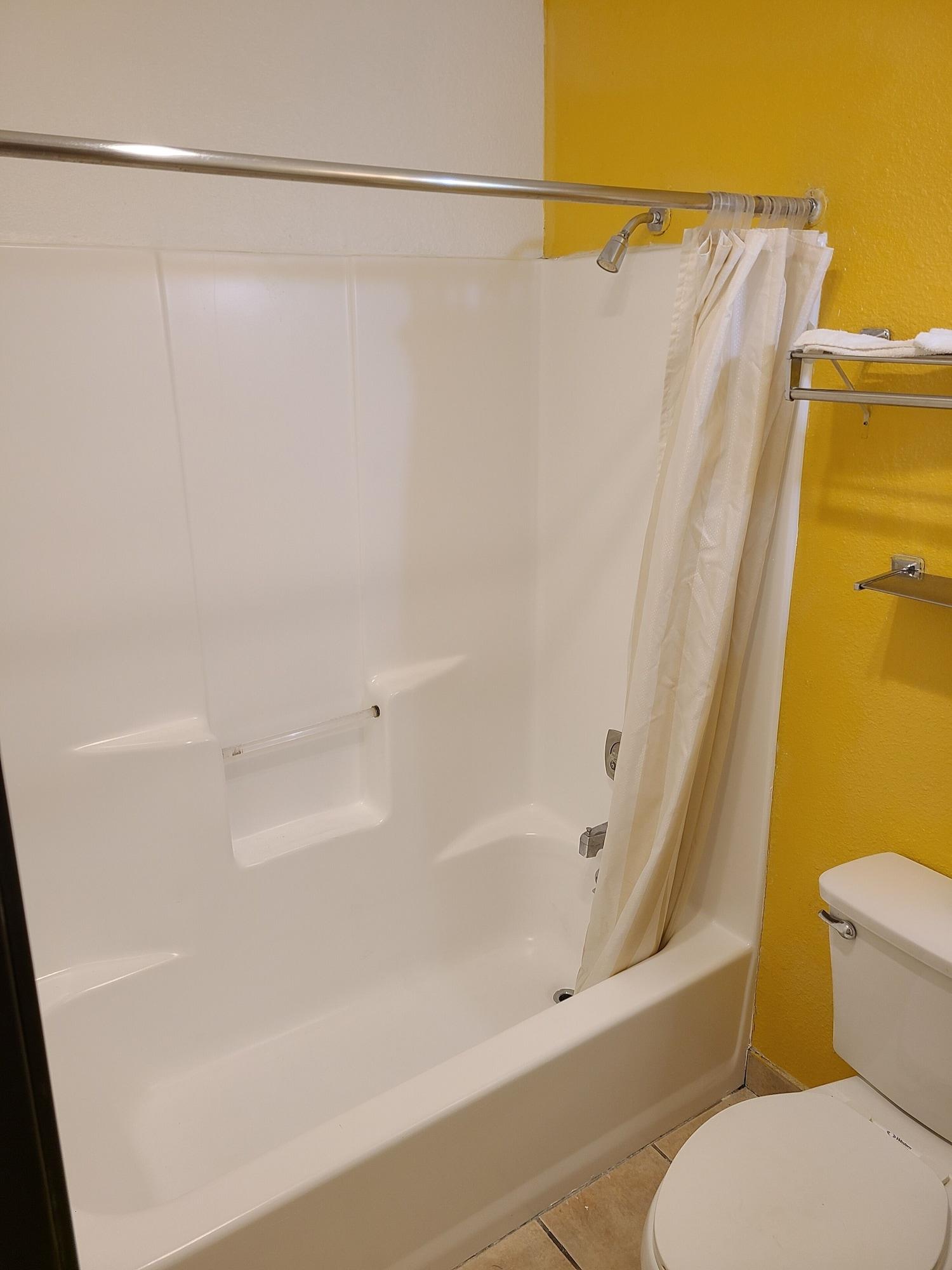 Equipamiento de Habitación Travelodge by Wyndham Stockton
