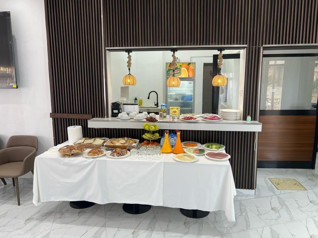 Restaurant Bi Hotel SARL