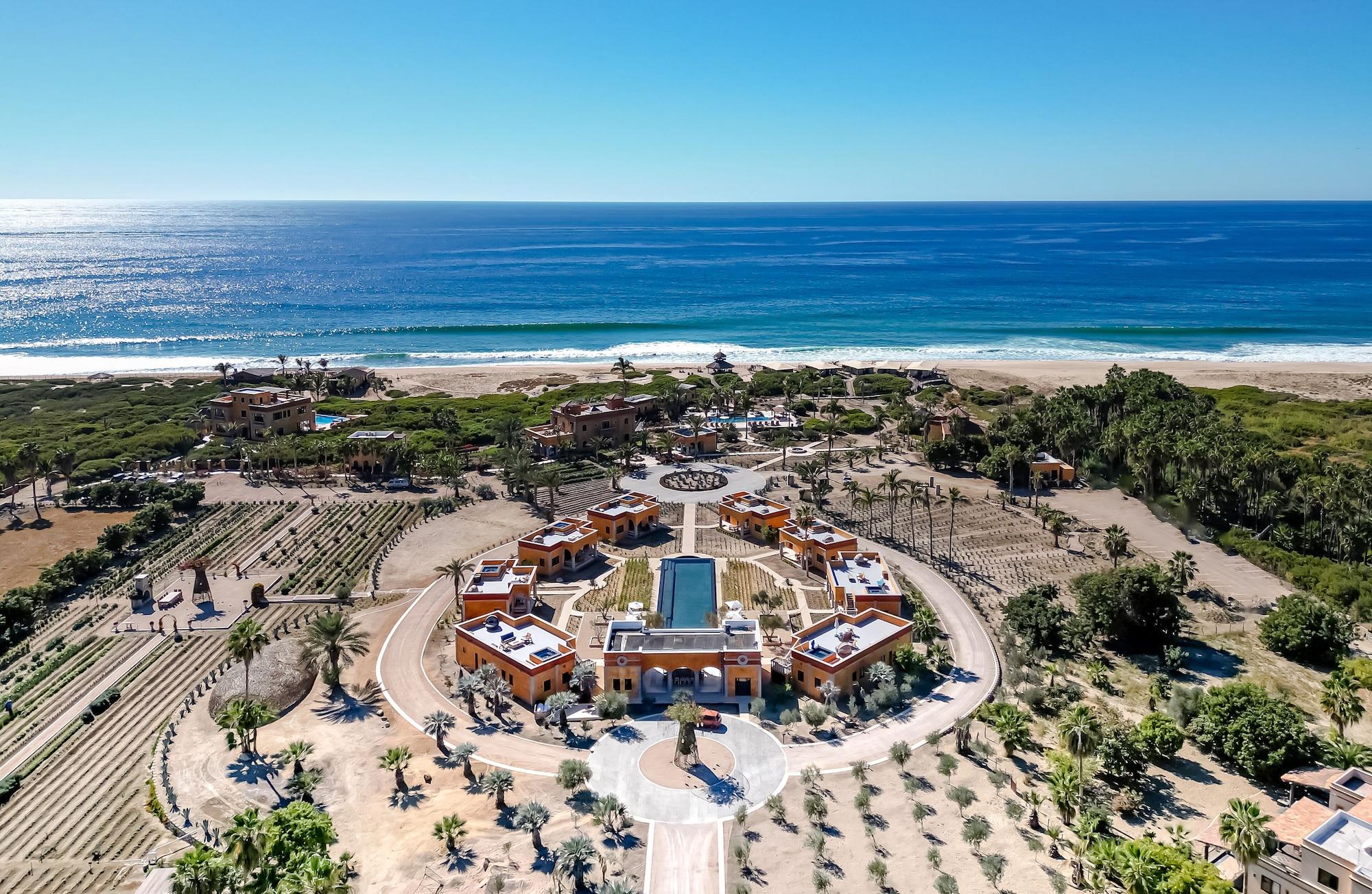 Vista Exterior Villa Santa Cruz