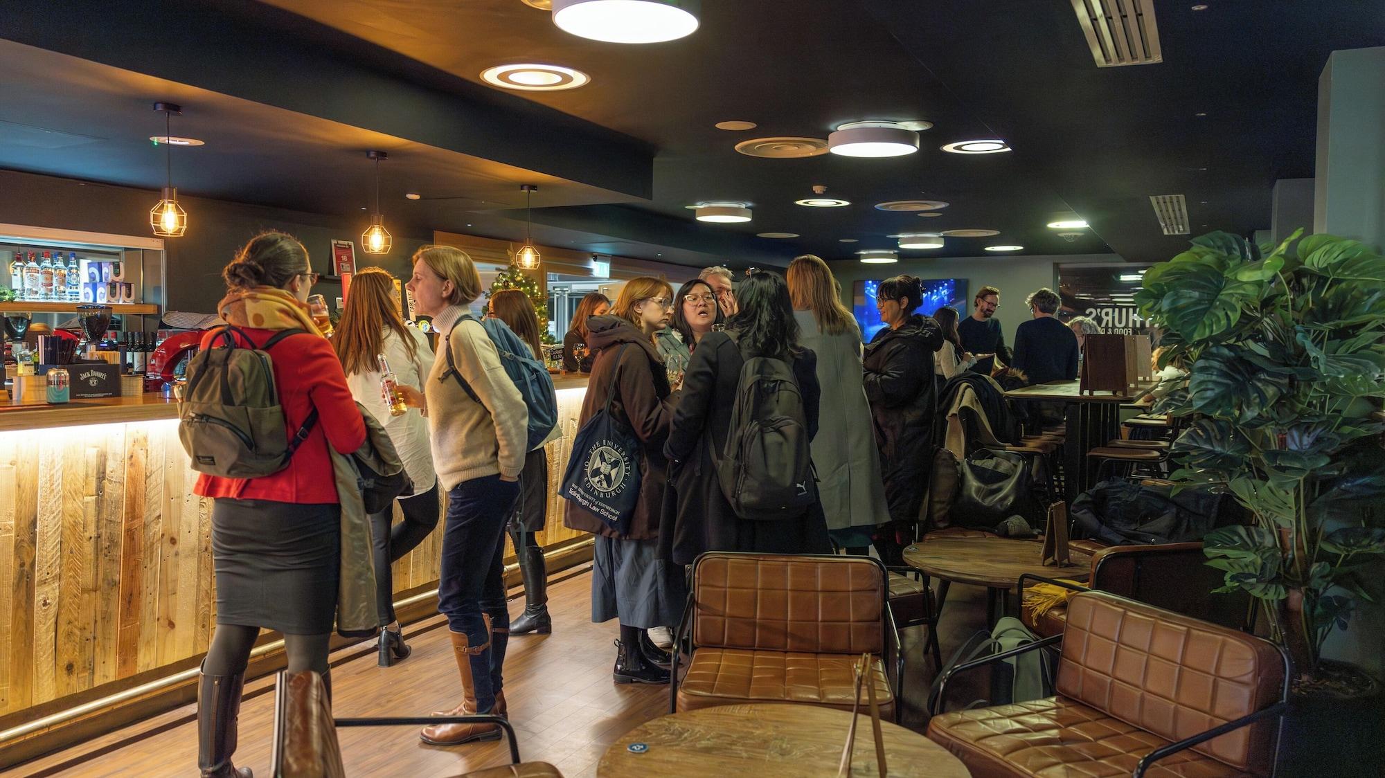 Bar/Salón Summer Stays at The University of Edinburgh - Campus Accommodation