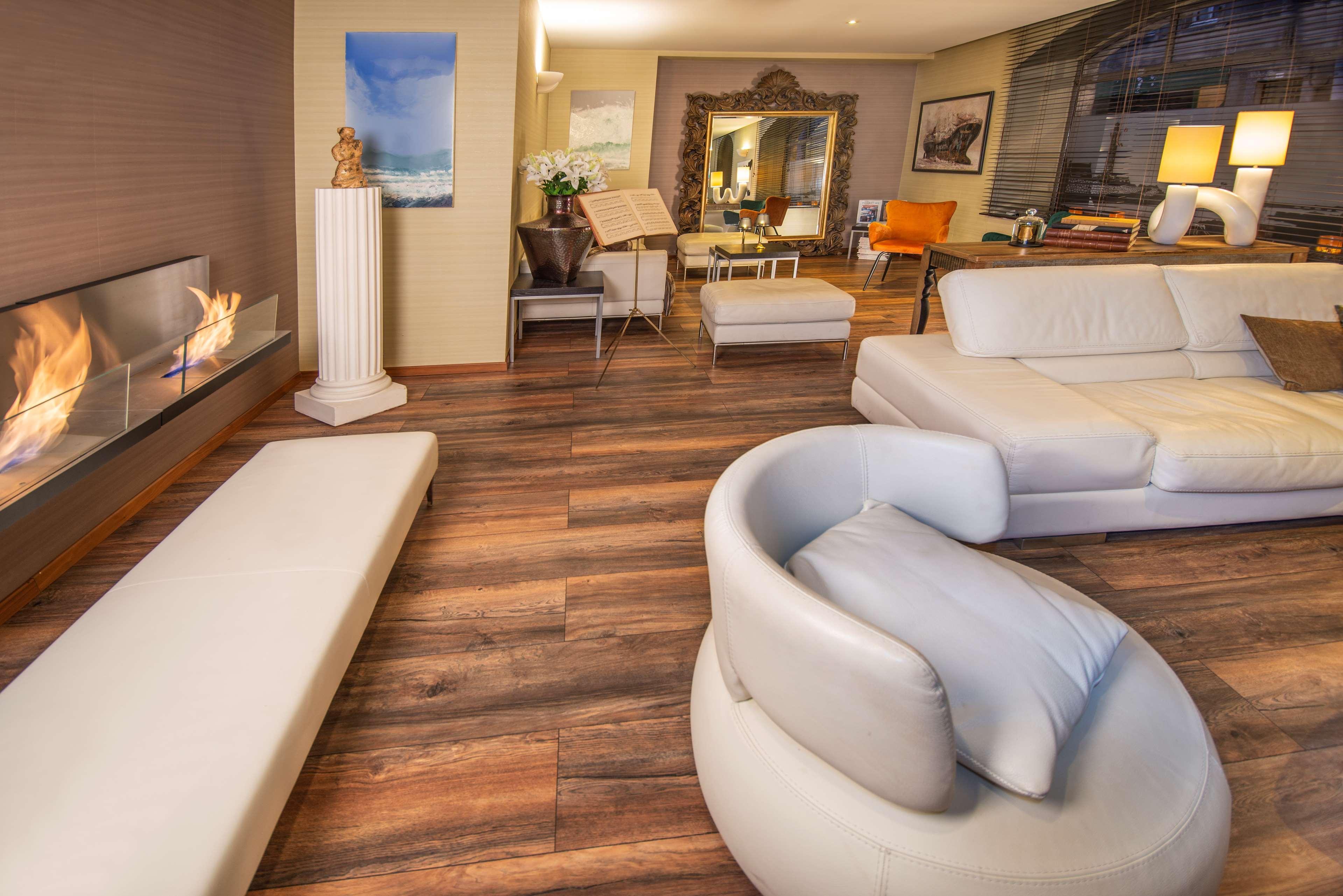 Vista Lobby Best Western Plus Hôtel Kregenn