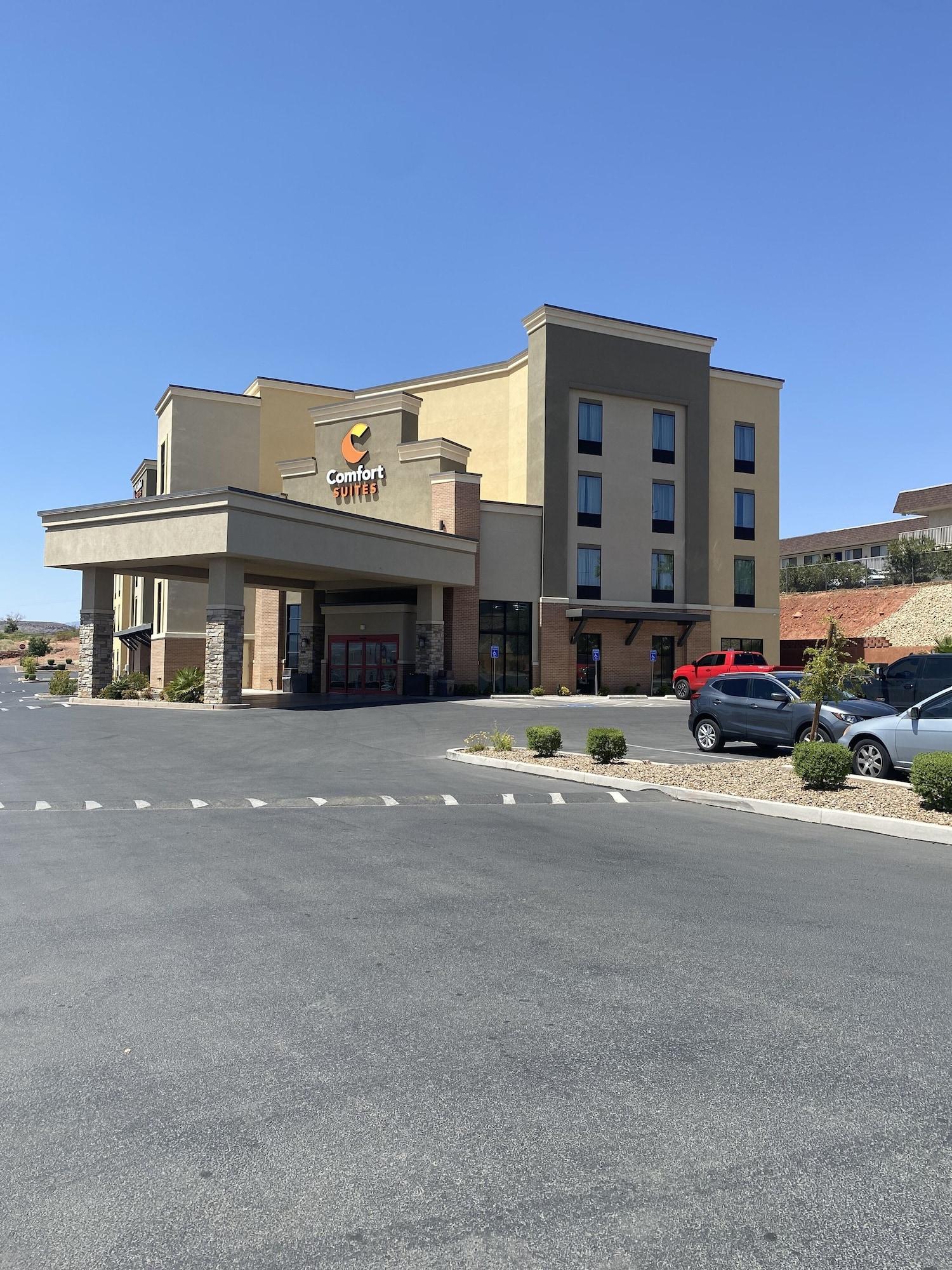 Vista Exterior Comfort Suites St George - University Area