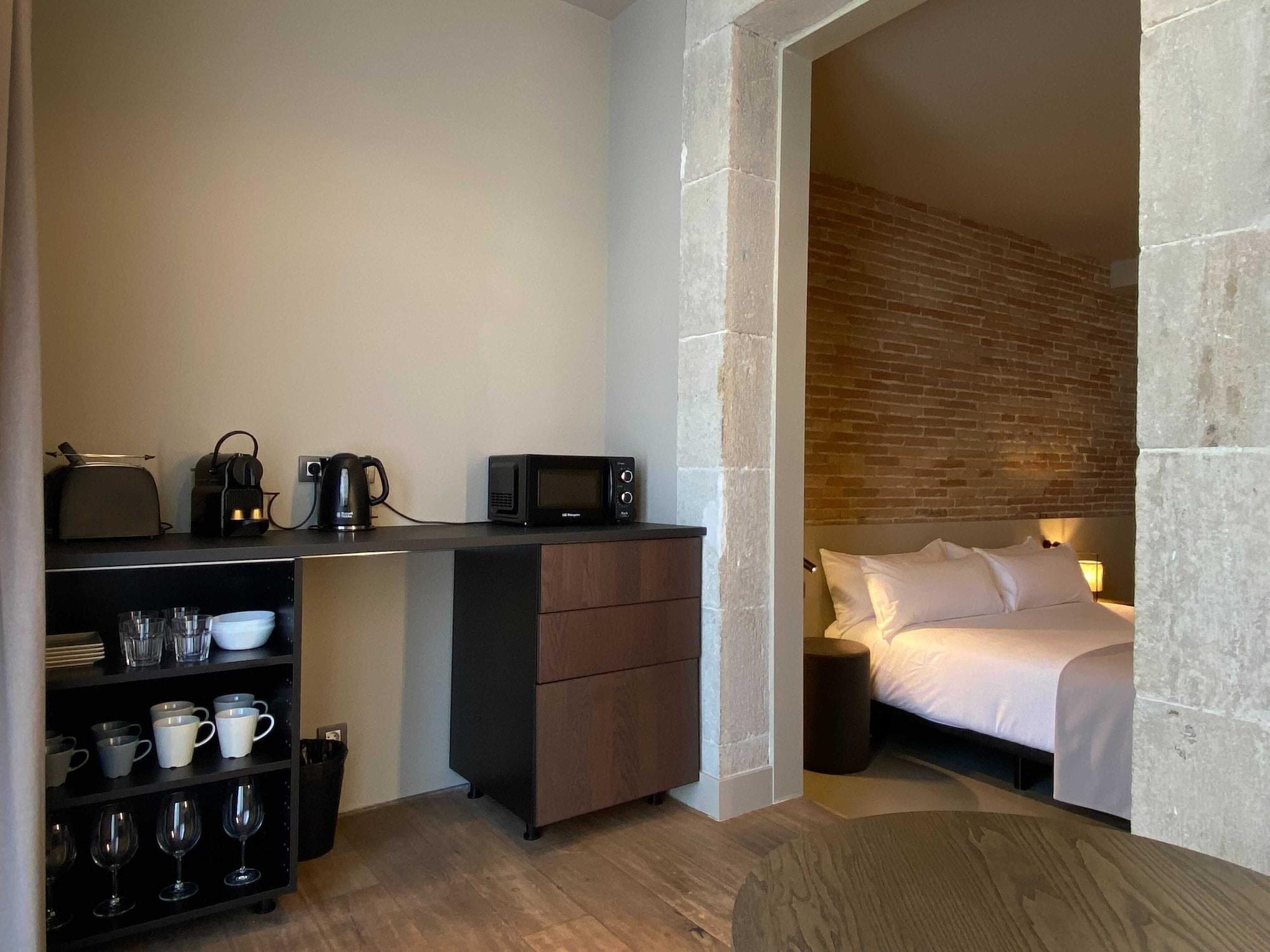 Set de Habitación Uma Suites Pau Claris
