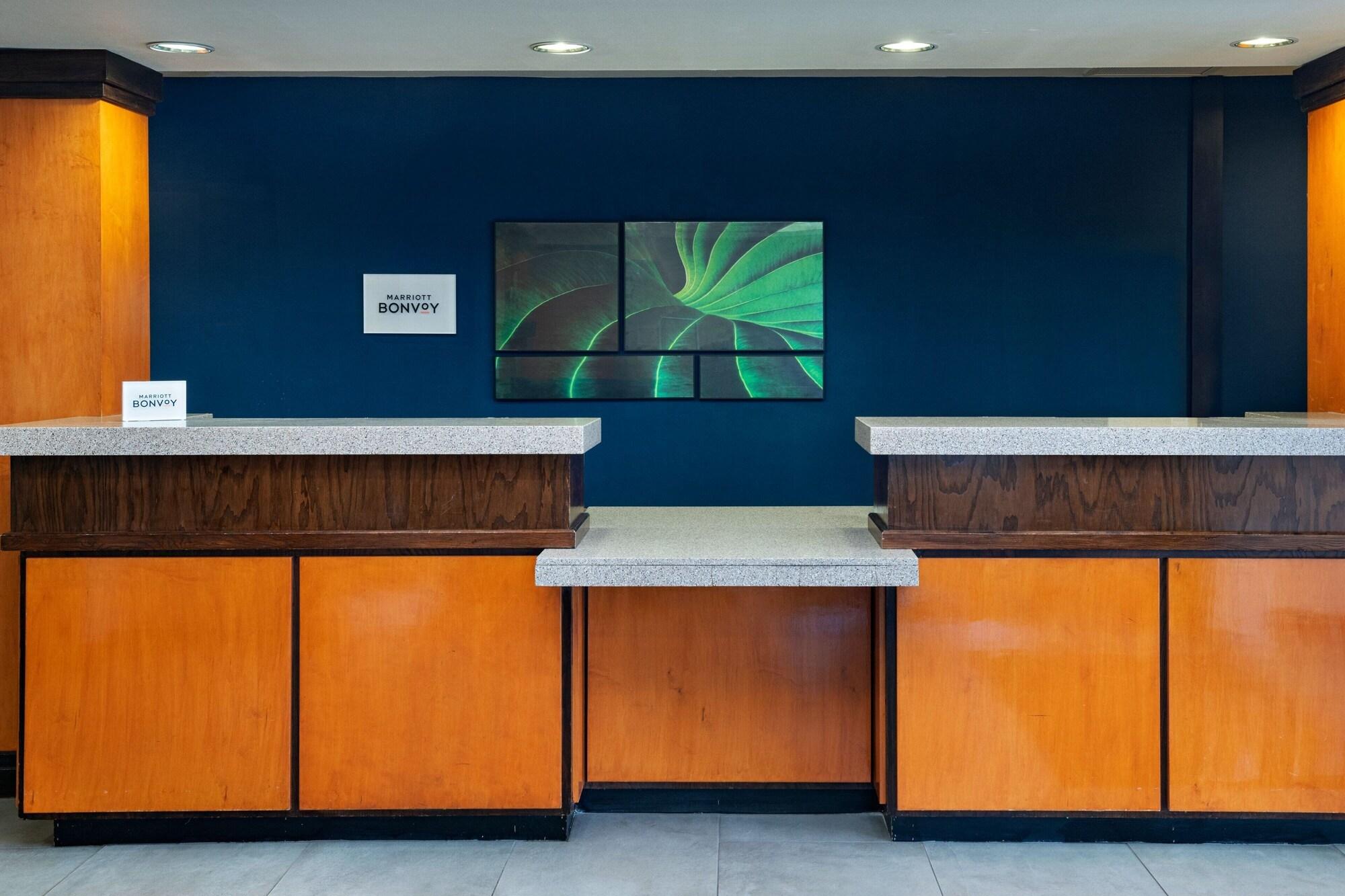 Vista Lobby Fairfield Inn & Suites by Marriott McAllen Airport