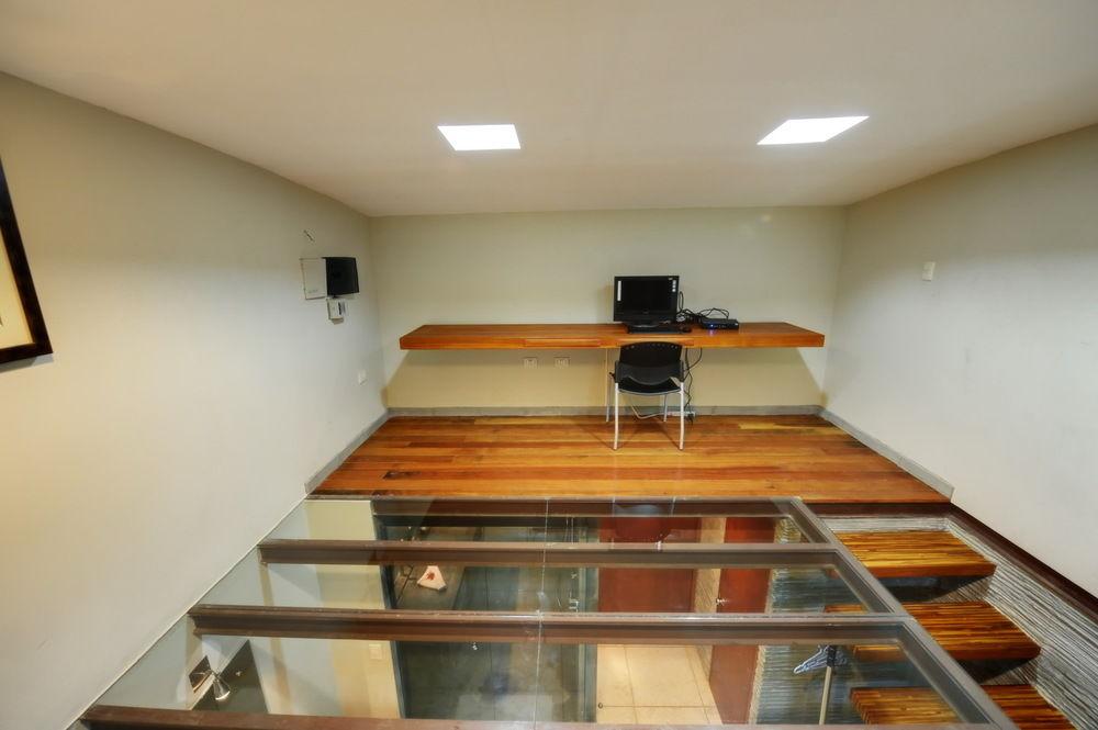 Set de Habitación Cafe de Paris B&B