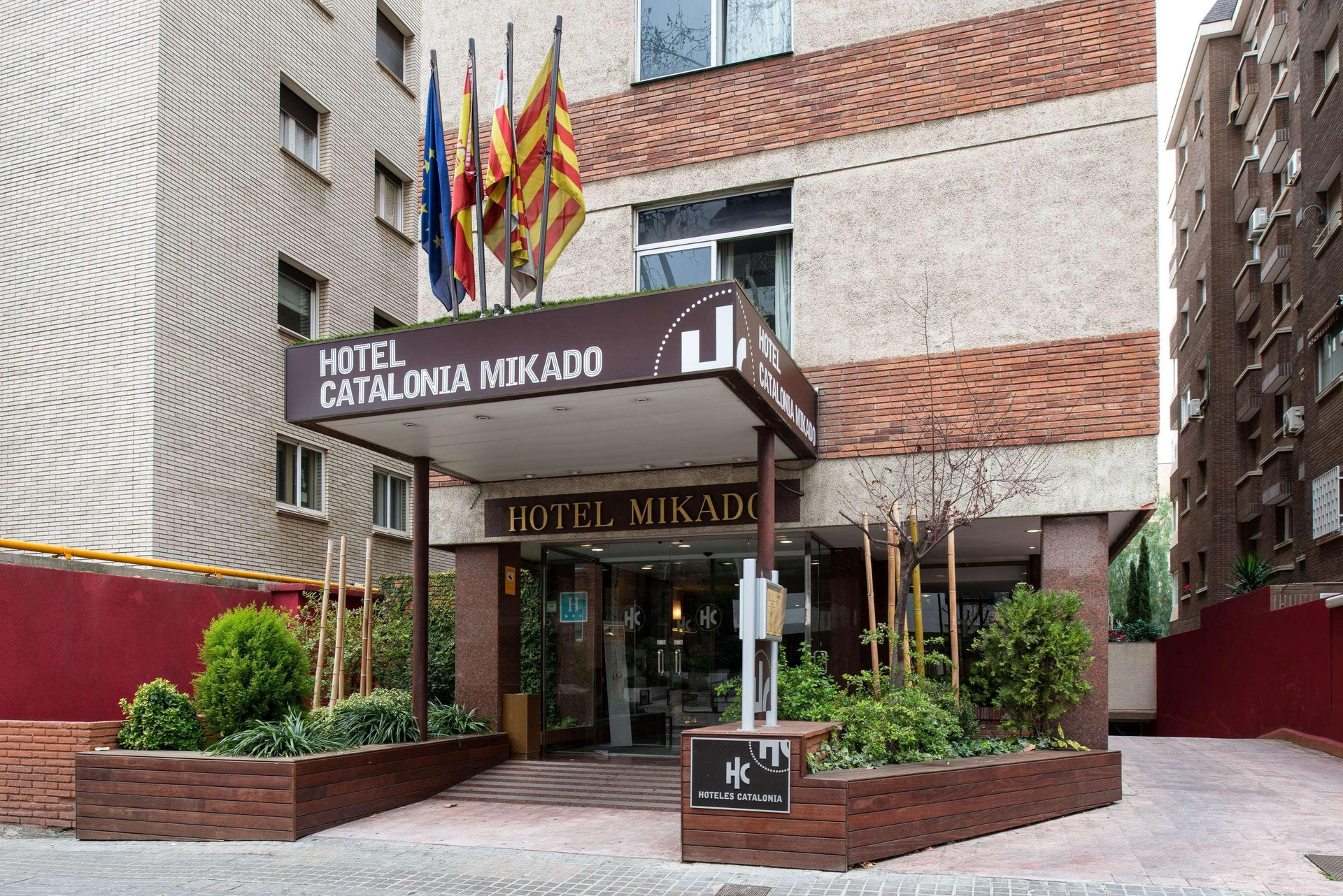 Vista Exterior Catalonia Mikado