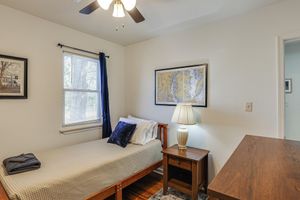 Alquiler Vacacional - 3 Mi to Washington College! Updated Home w/ Patio