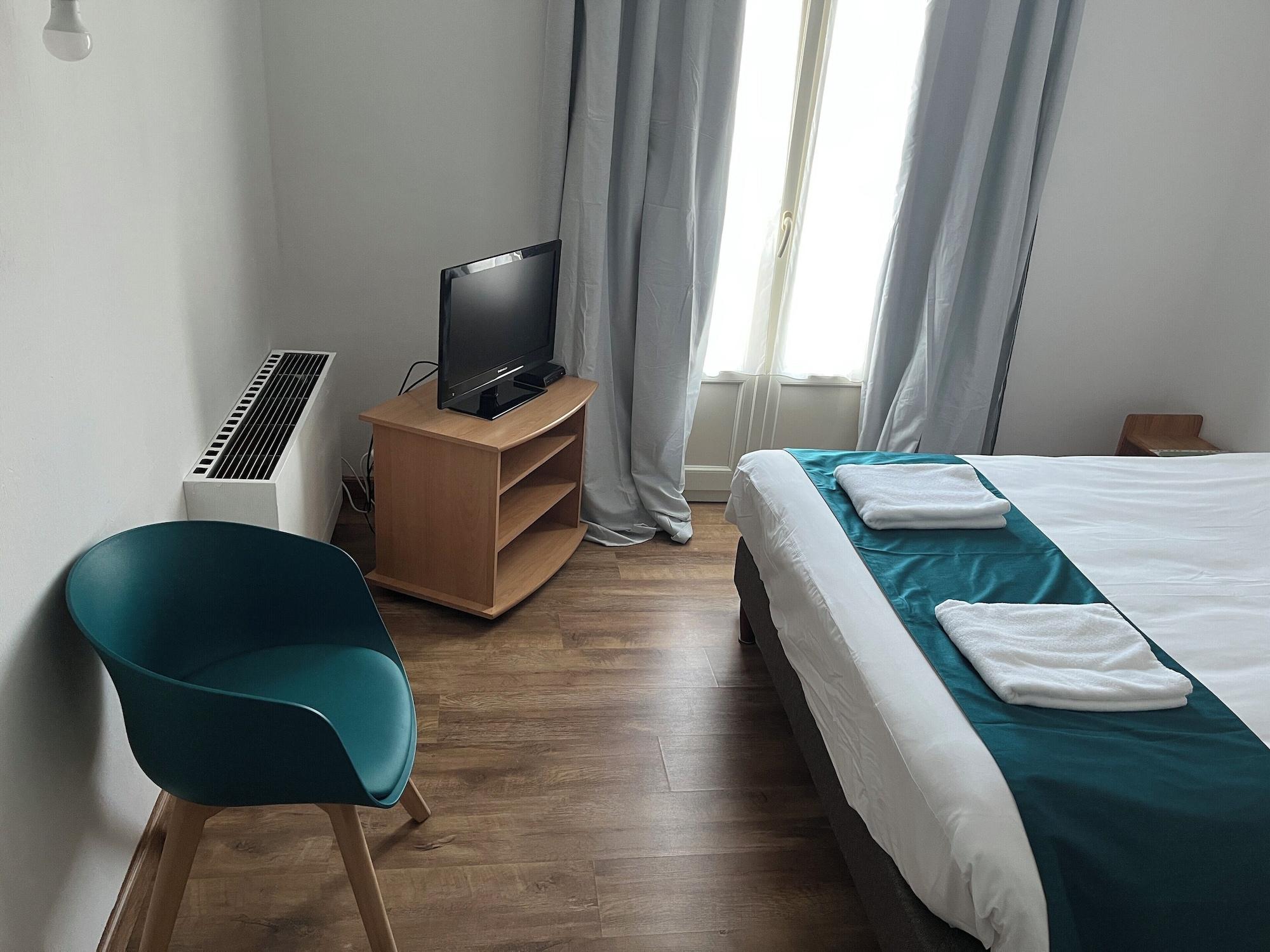 Habitación Hôtel Le Lyon Vert Commentry