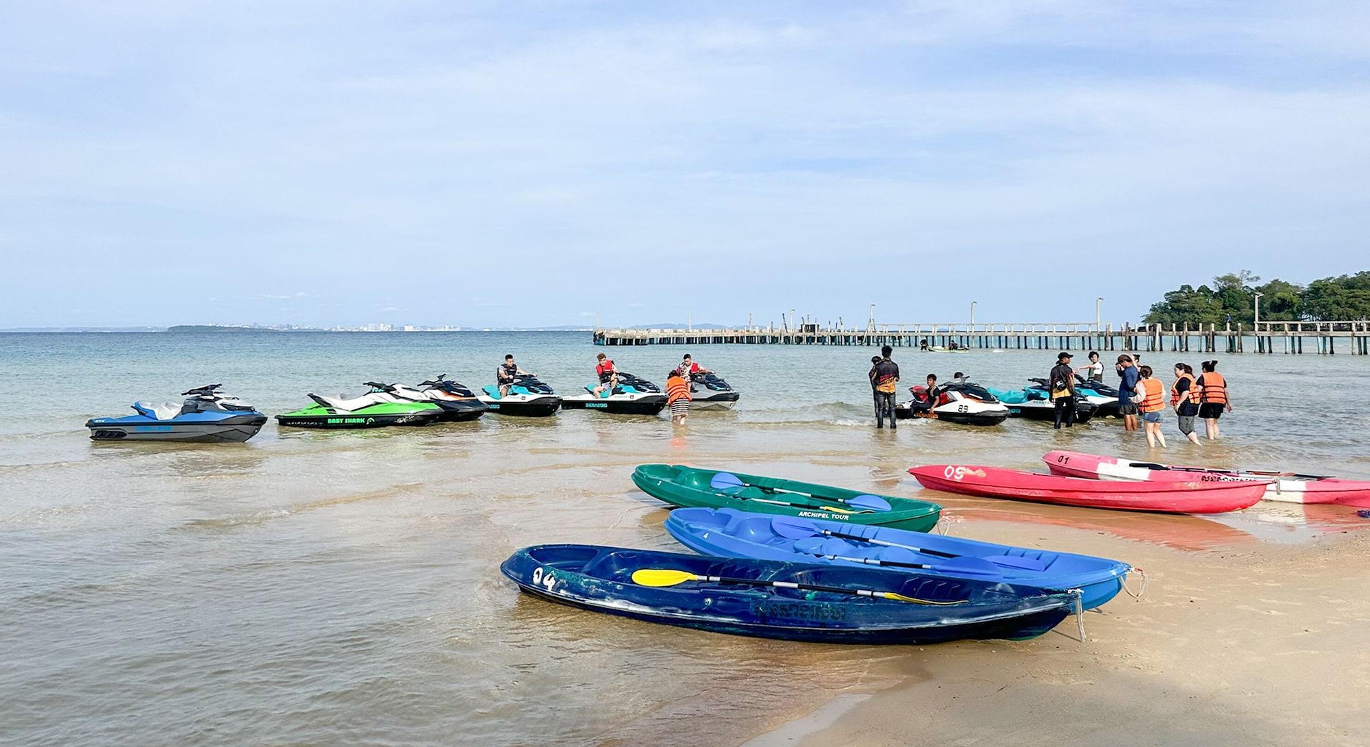 Vista Exterior Tube Resort by EHM