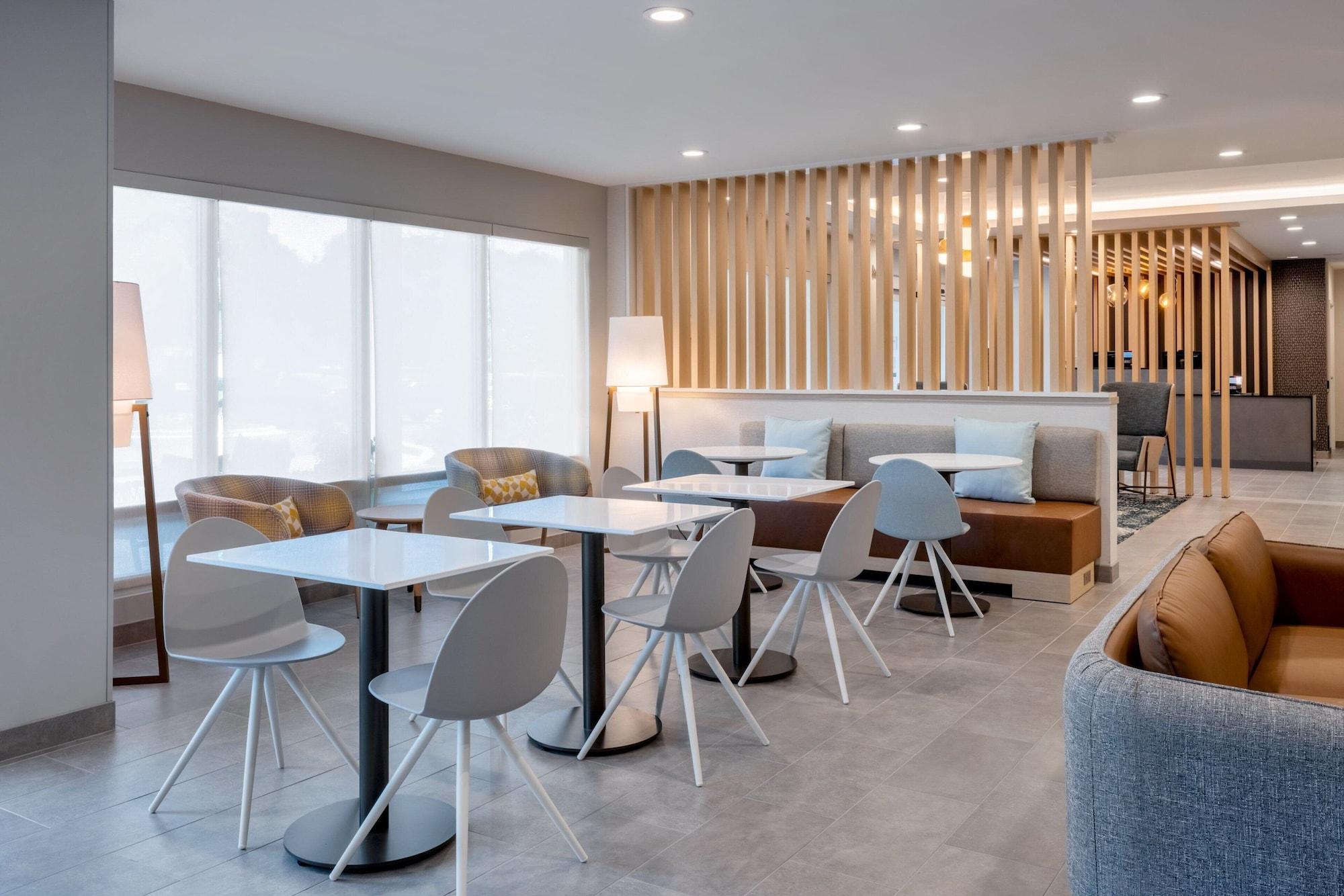 Restaurant Towneplace Suites by Marriott Brunswick