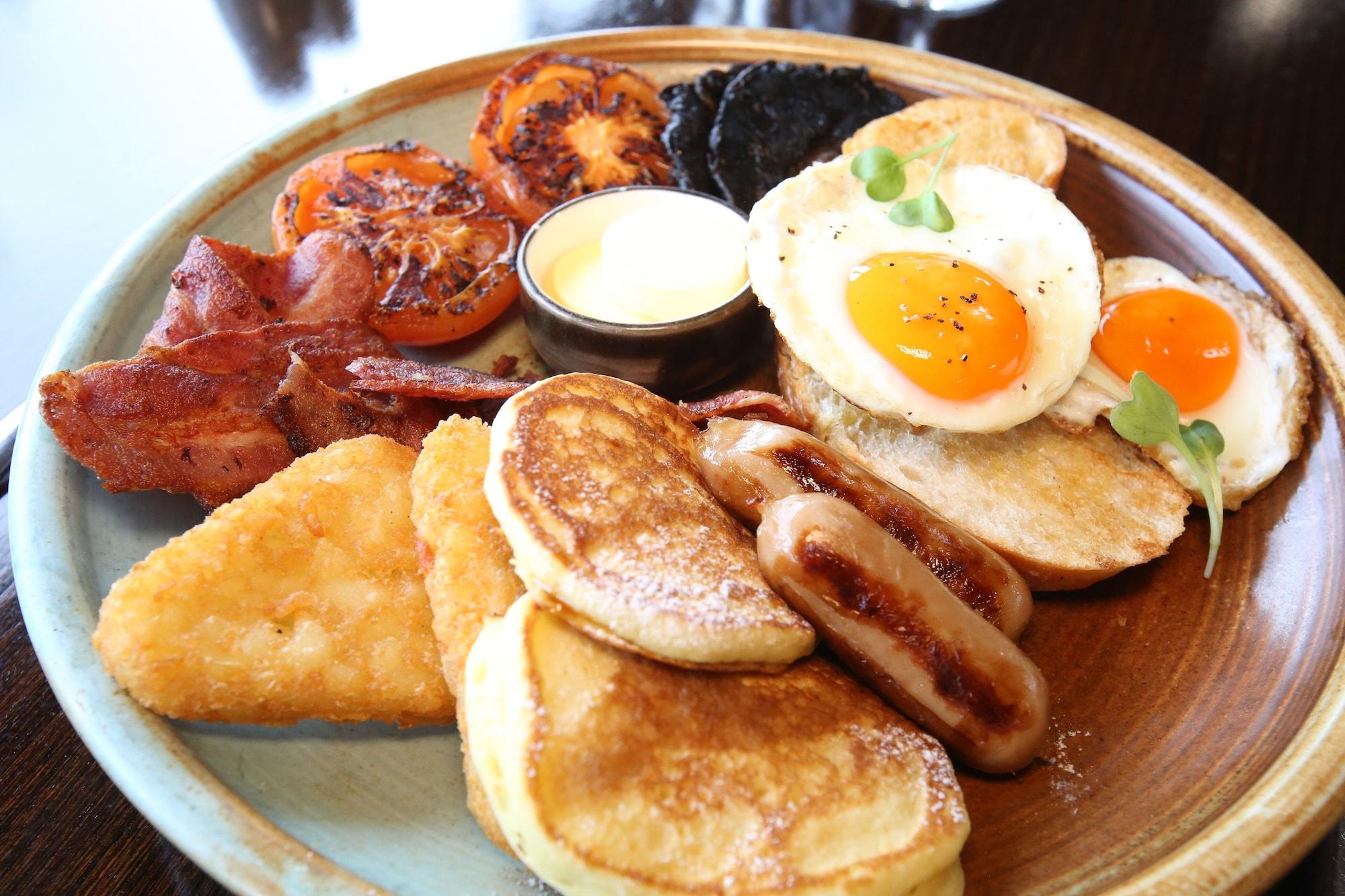Restaurant Discovery Countrytime Hotel