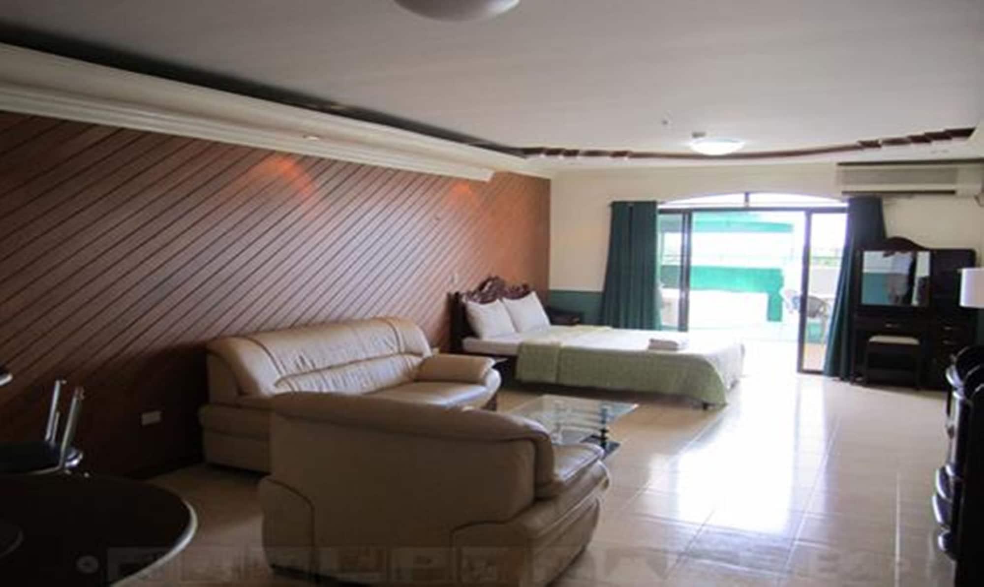 Varios Natalia Hotel