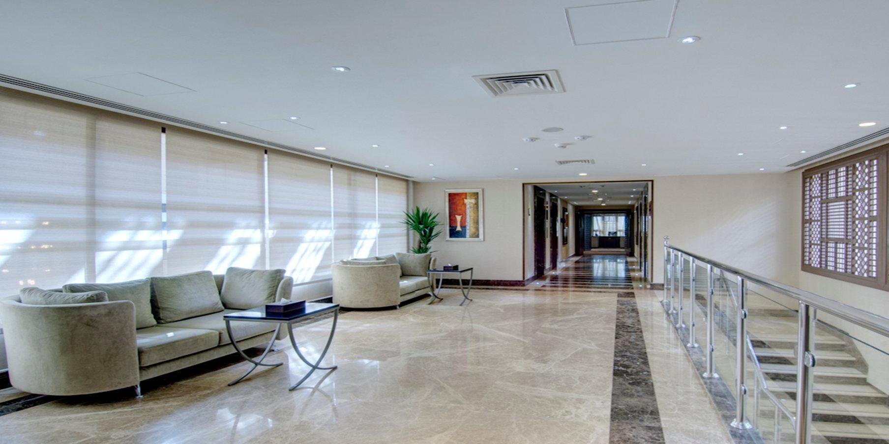 Vista Lobby Crowne Plaza Madinah by IHG