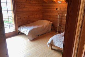Alquiler Vacacional - Spacious Wooden Chalet near Verbier with Jacuzzi!