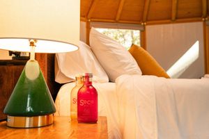 Alquiler Vacacional - Relax in your own secluded Yurt Cabin nestled into a 200+ acre Property!