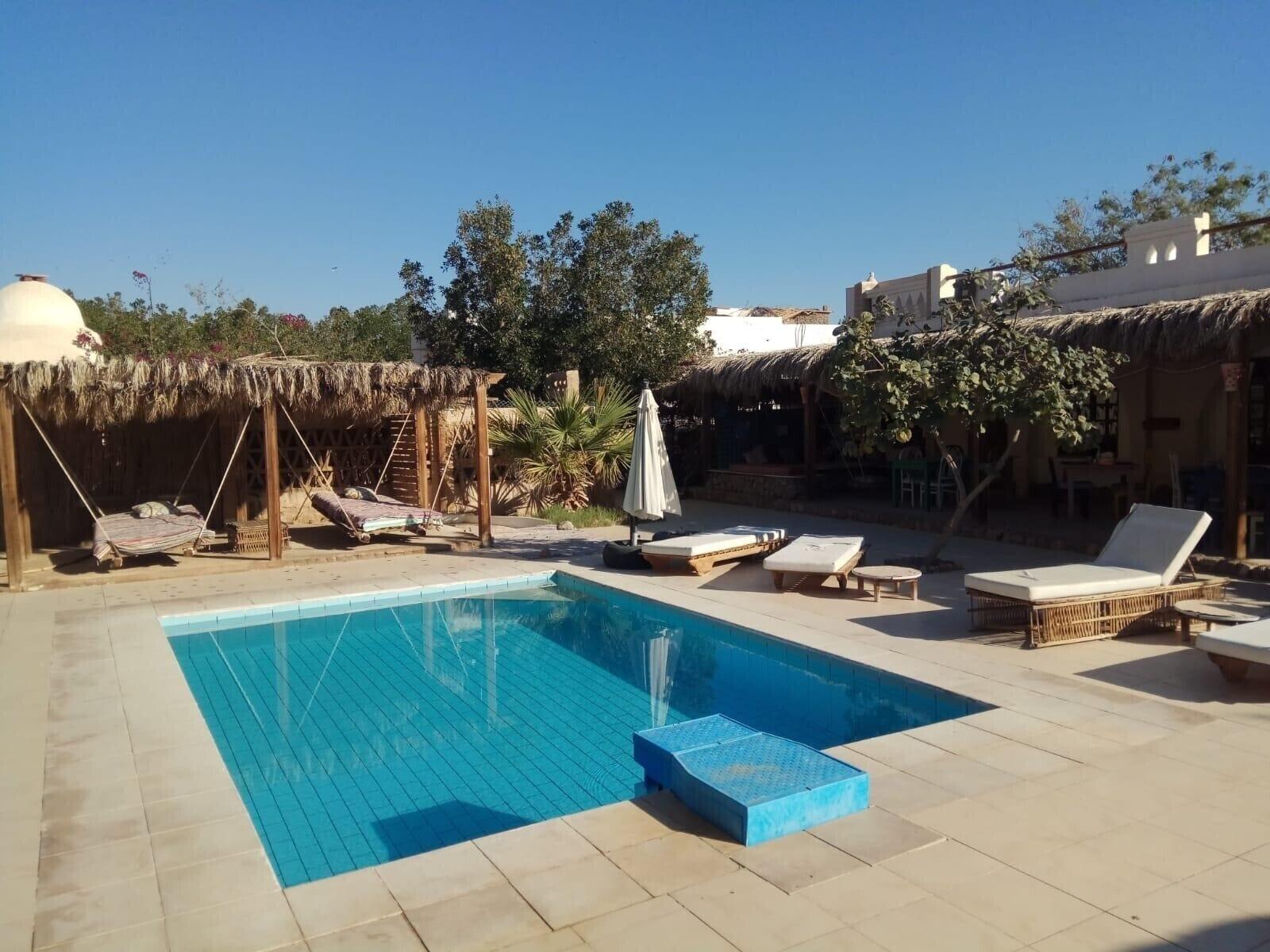 Varios Sinai Old Spices B&B