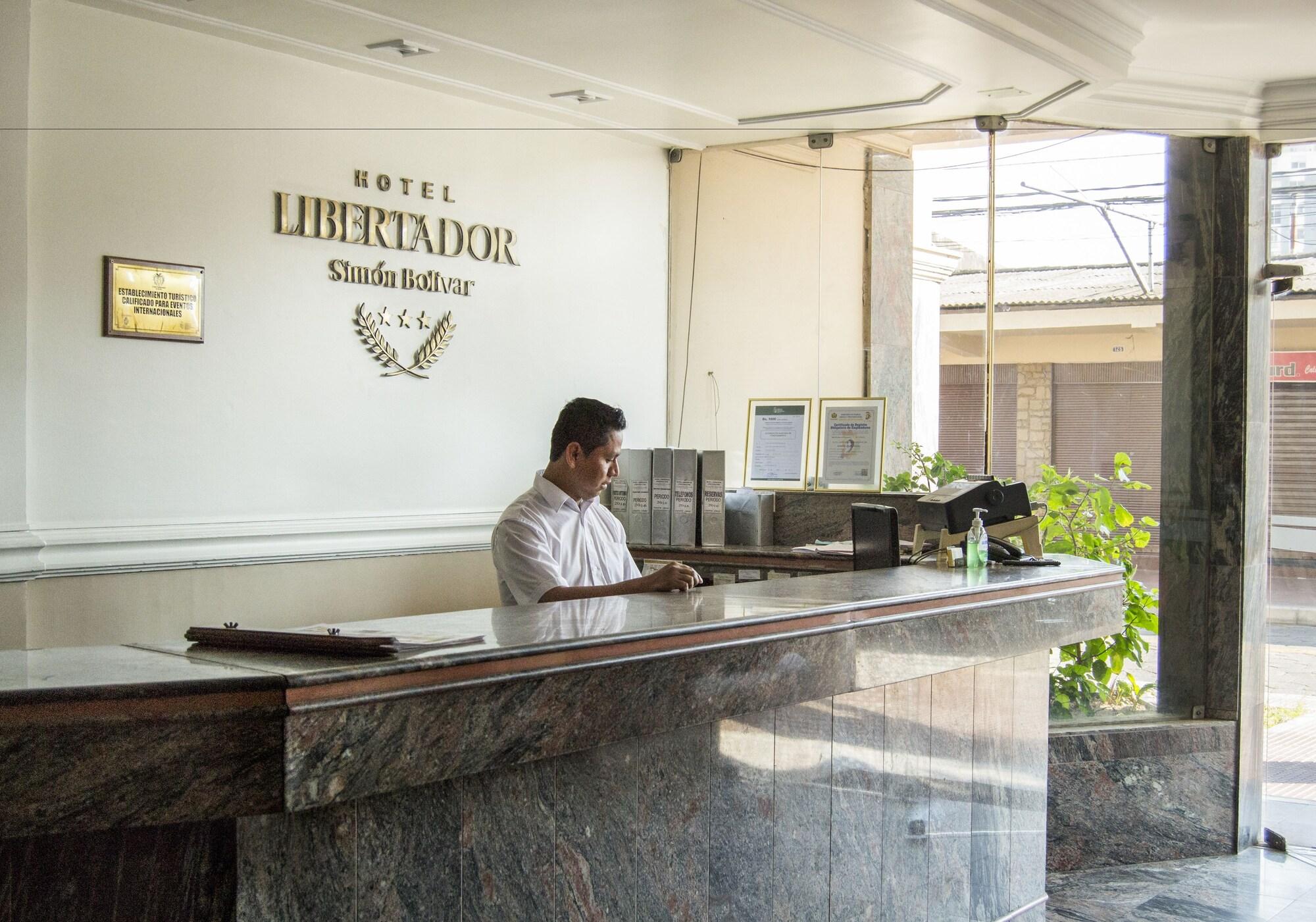 Vista Lobby Hotel Libertador Simon Bolivar