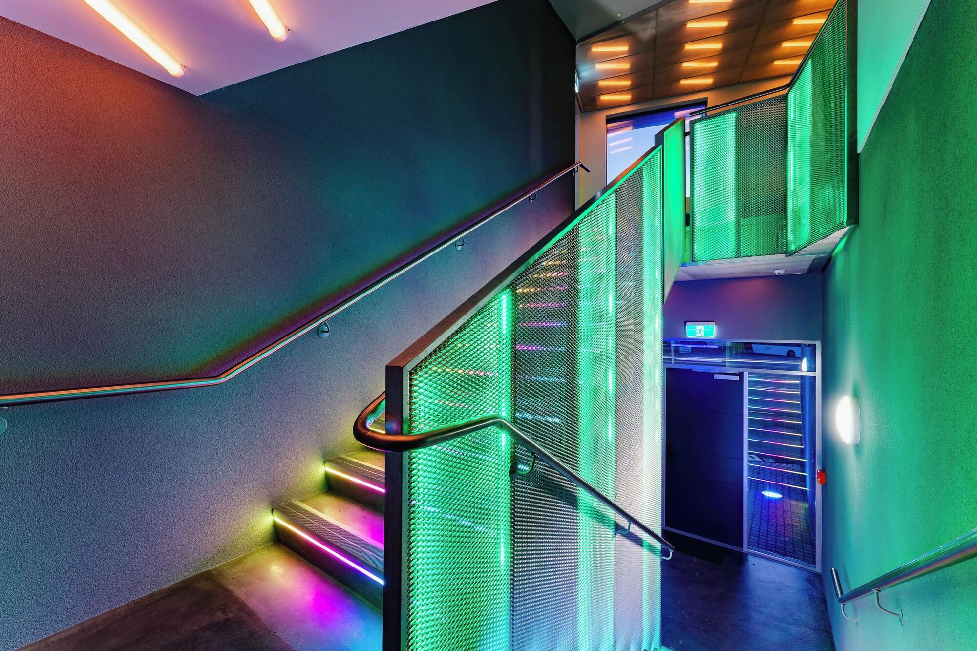 Varios Errick's Hotel