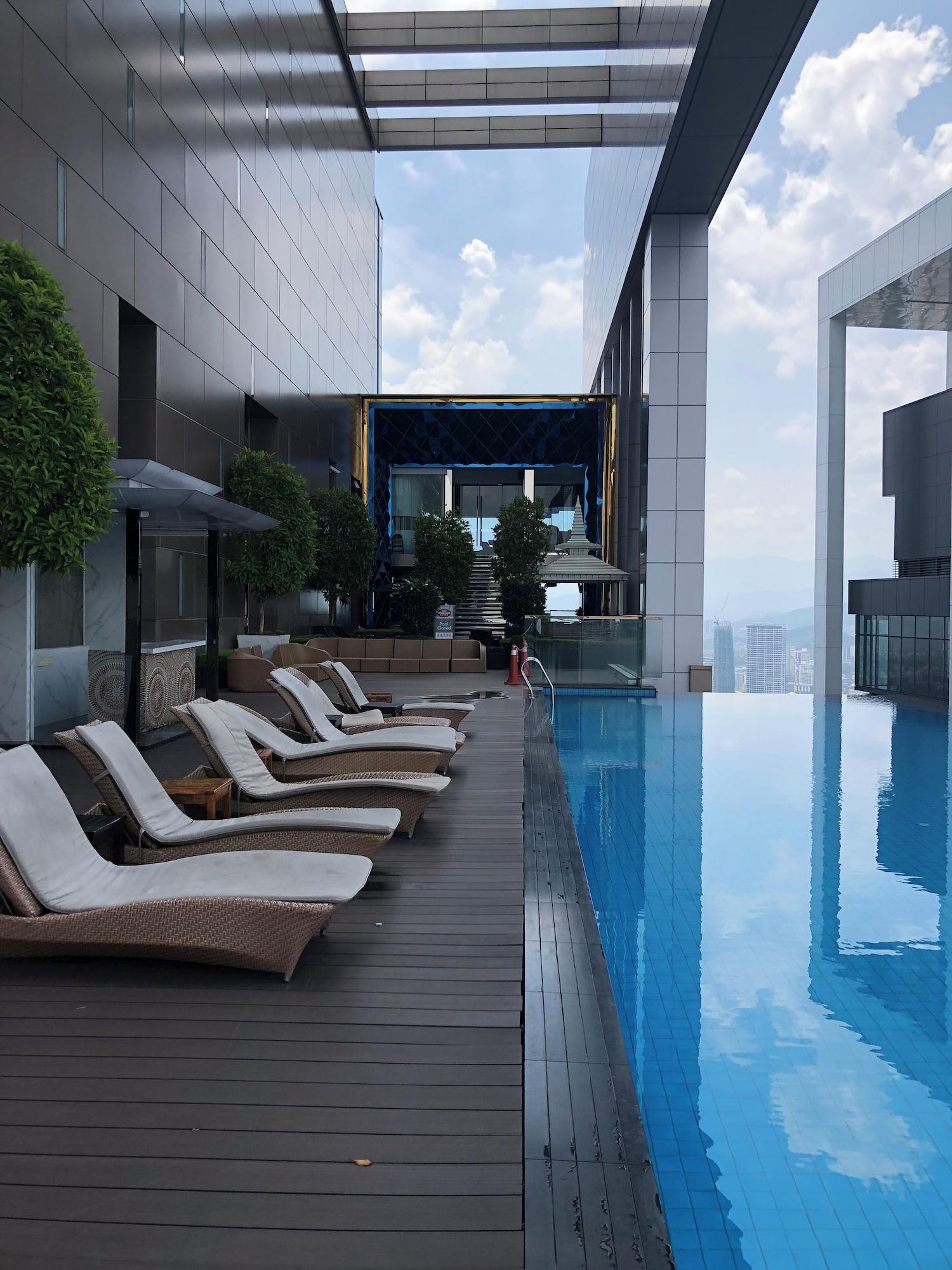Varios Platinum Suites Kuala Lumpur by Skyline
