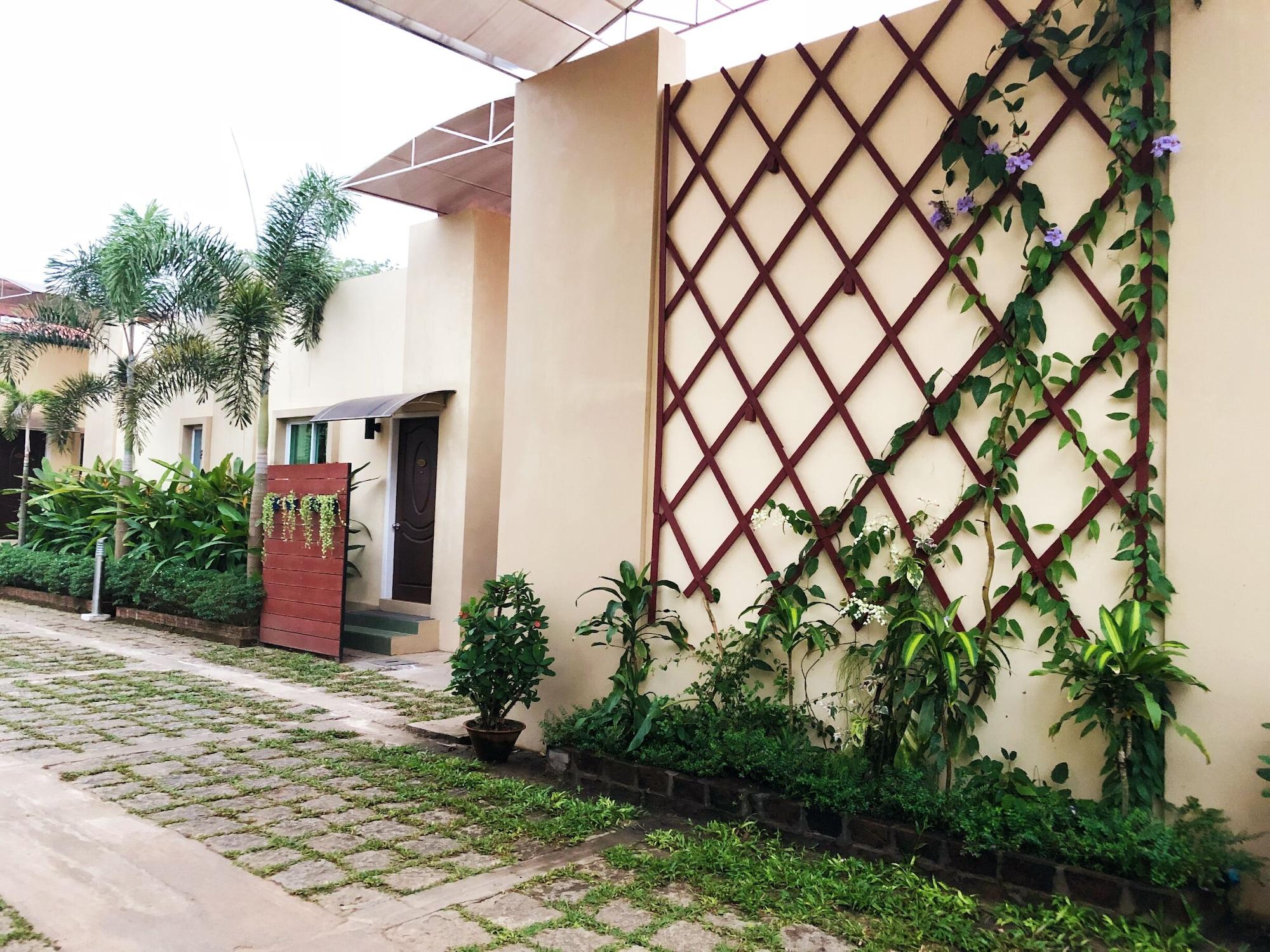 Vista Exterior Kanbawza Hinthar Hotel