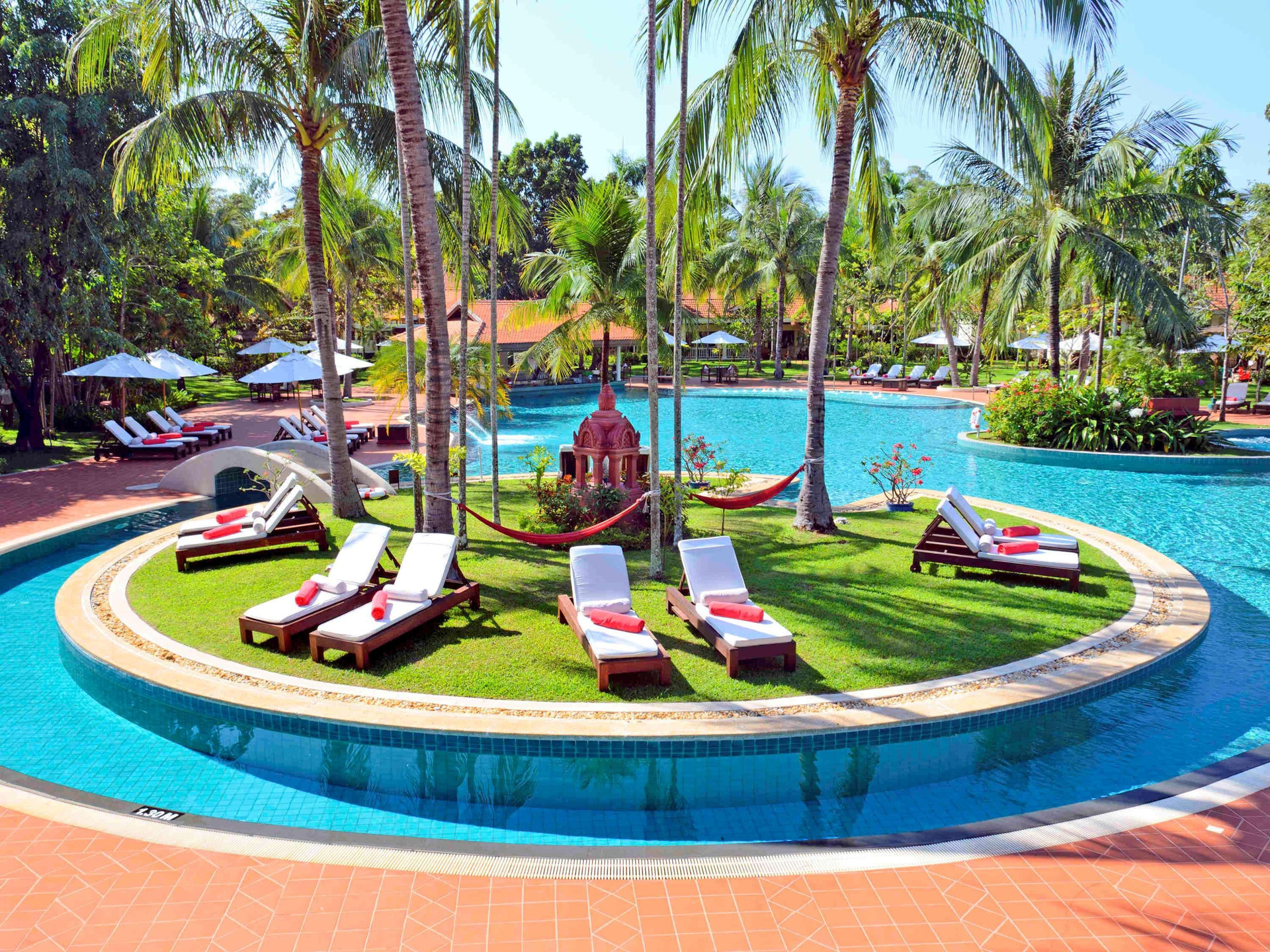 Vista Exterior Sofitel Angkor Phokeethra Golf & Spa Resort