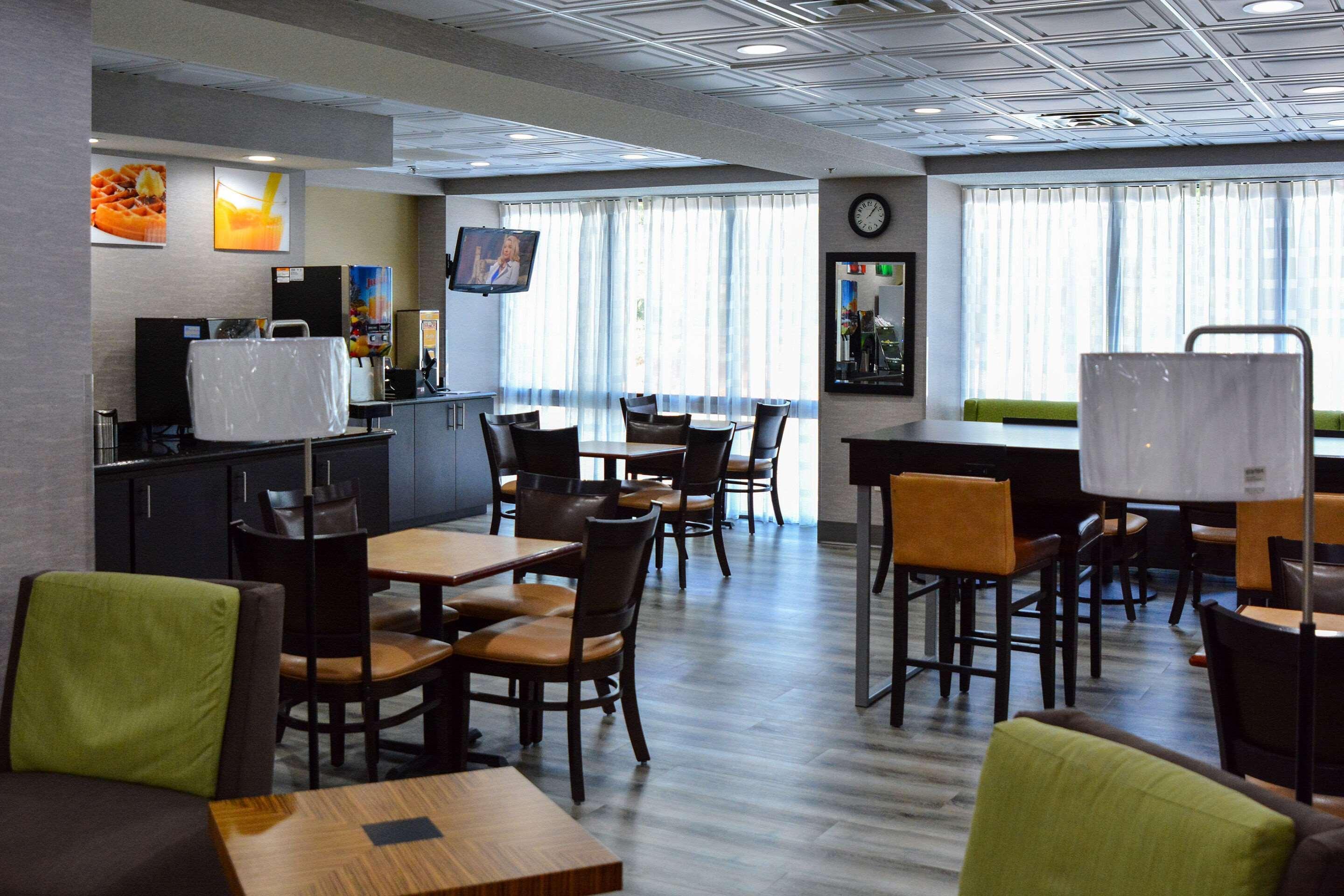 Restaurant Quality Inn Union US Hwy 176