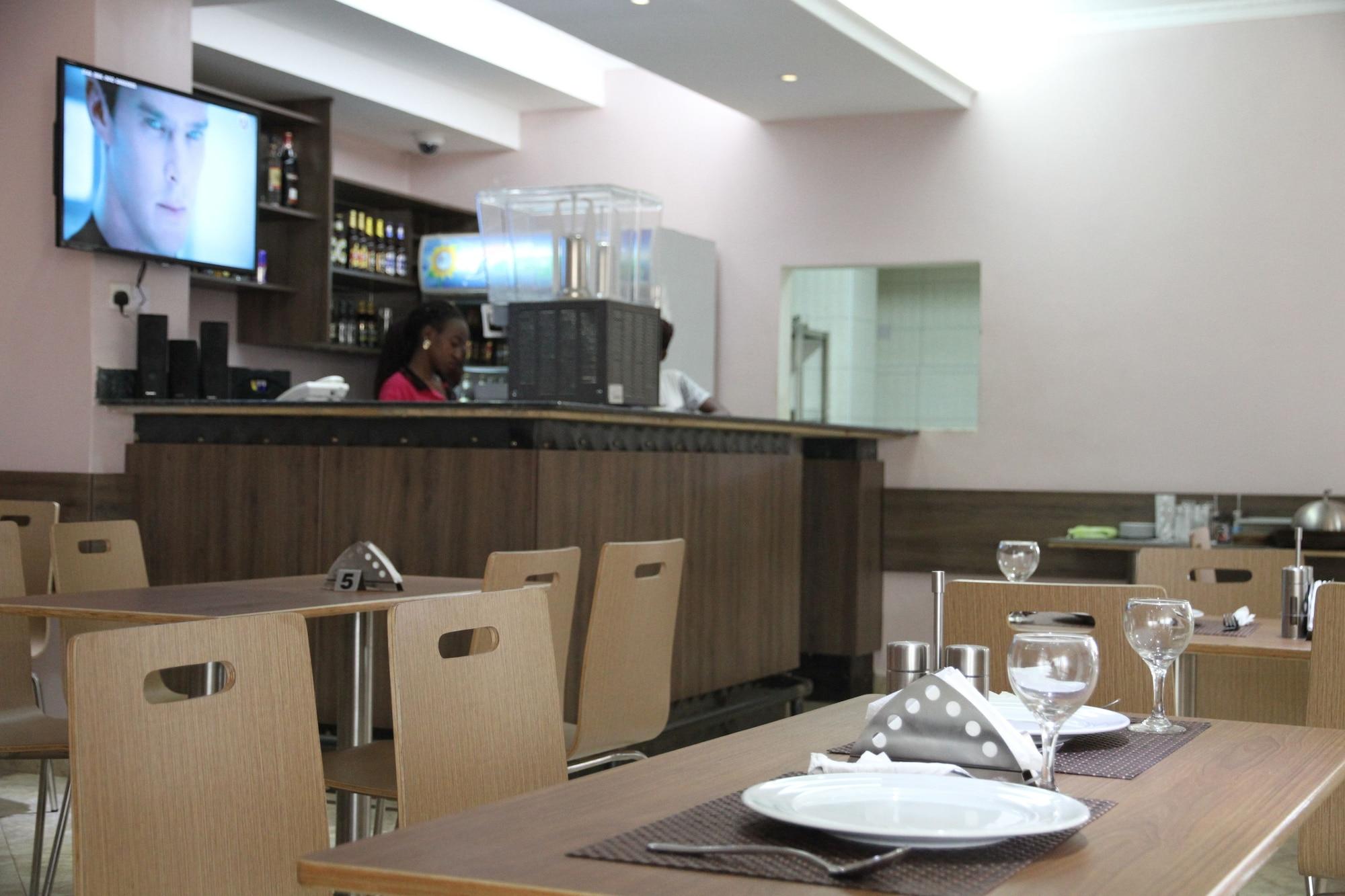 Restaurant Namayiba Park Hotel