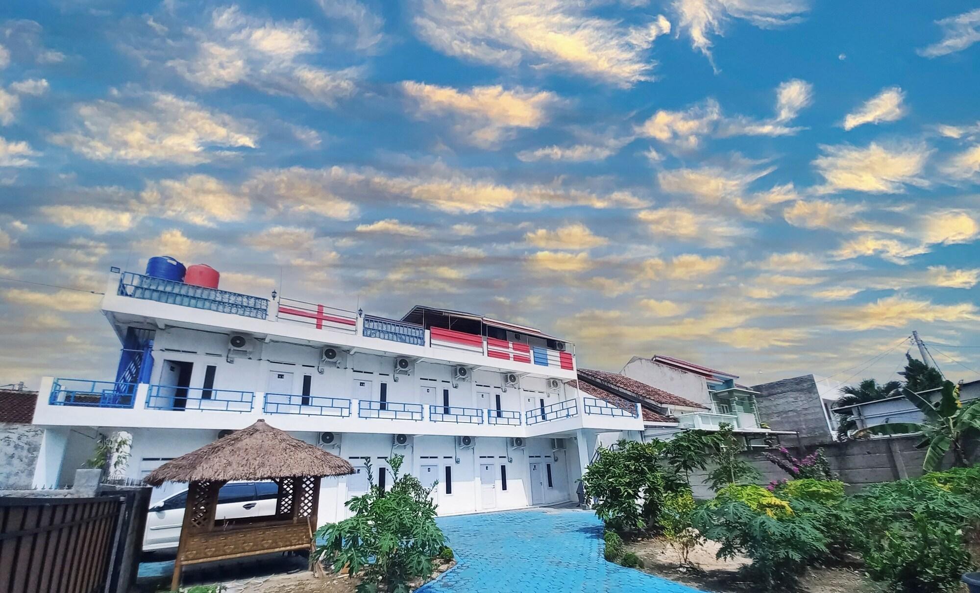 Vista Exterior Uncle Dhana Kostel