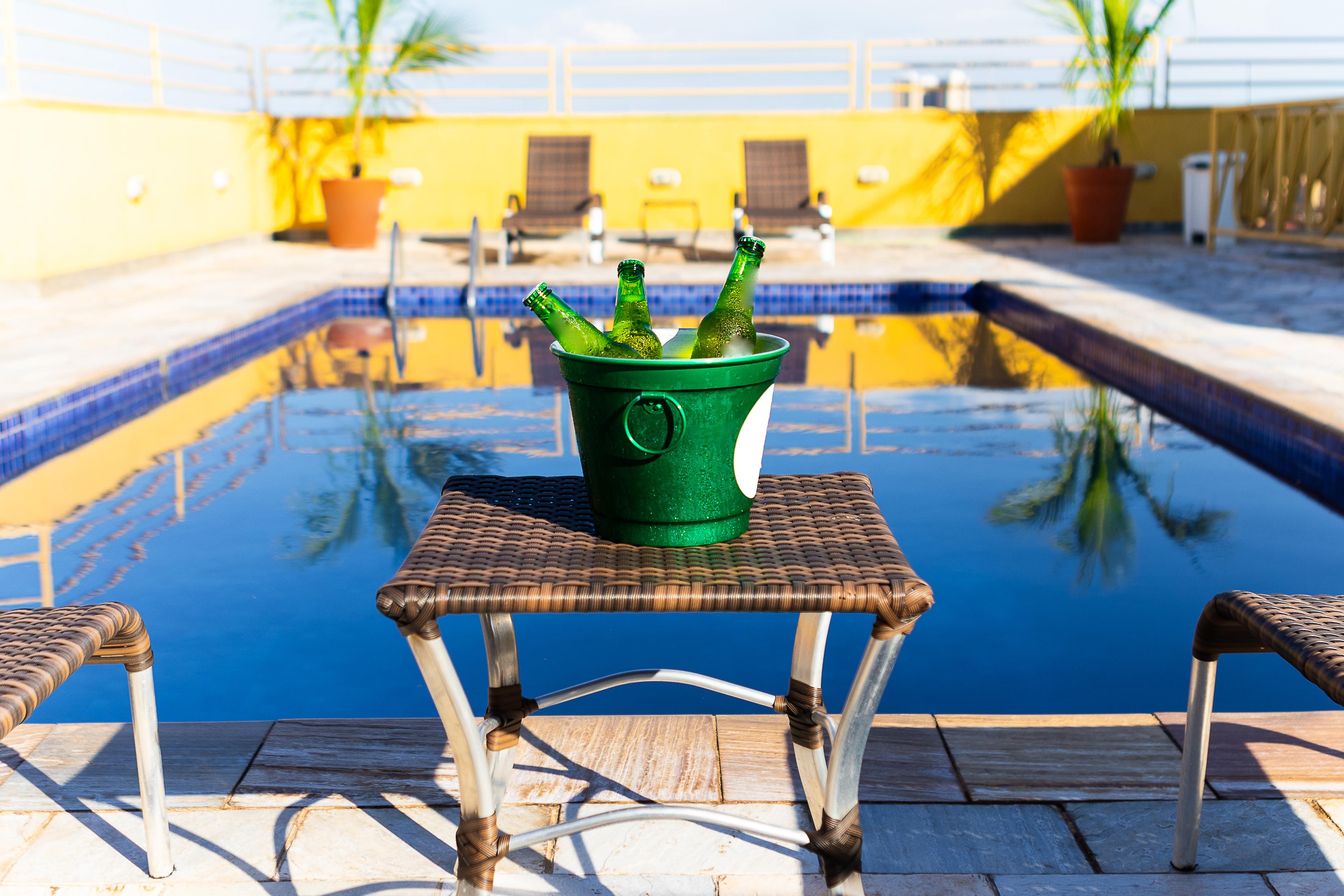 Vista Piscina Hotel Dan Inn Ribeirão Preto by Nacional Inn