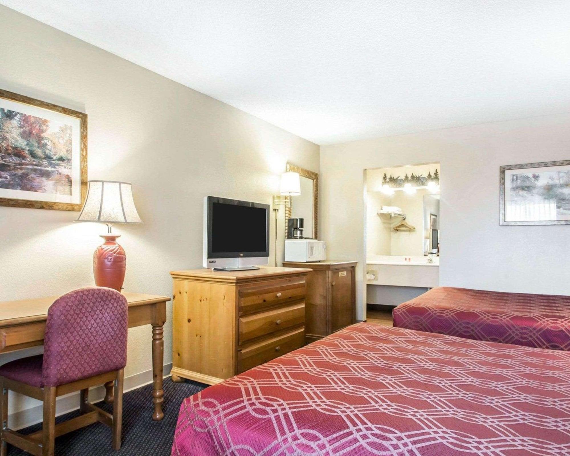 Habitación Econo Lodge Springfield I-44