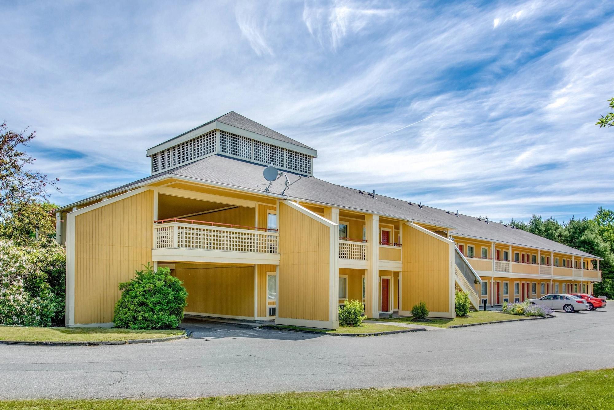 Varios Econo Lodge Freeport - Brunswick Area